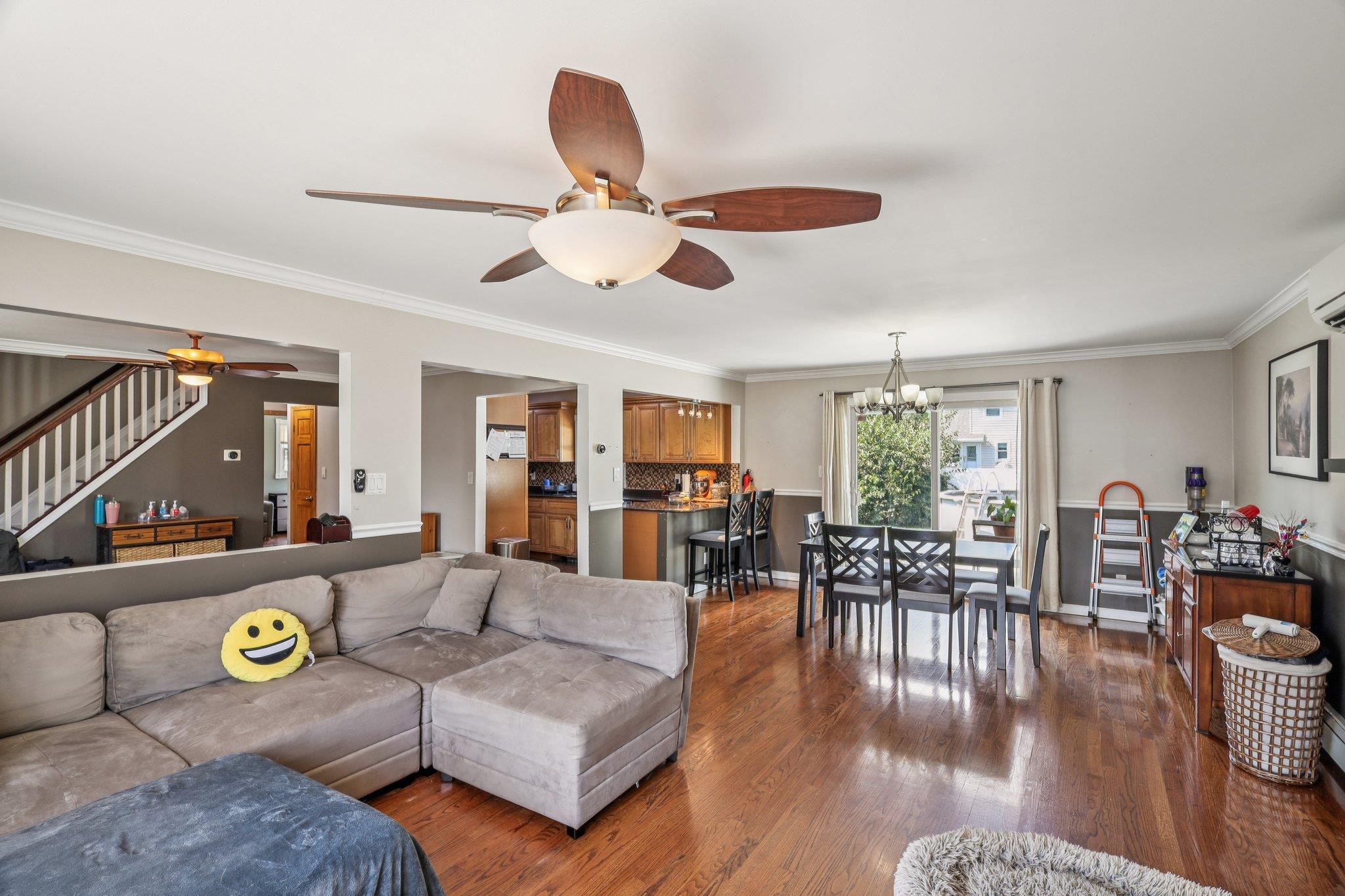 #6 photo, 223 N Beech Street, Massapequa , NY 11758