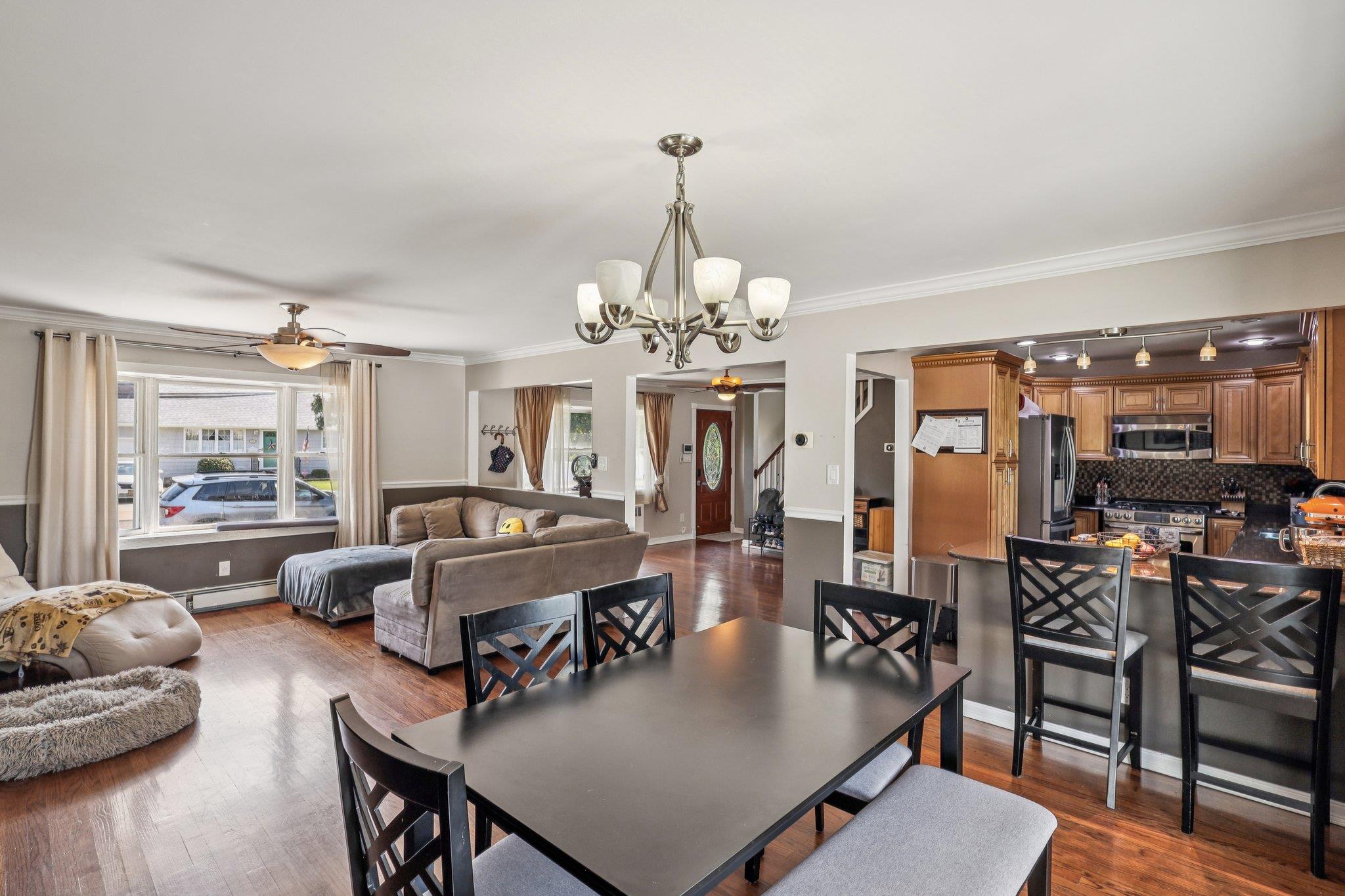 #9 photo, 223 N Beech Street, Massapequa , NY 11758