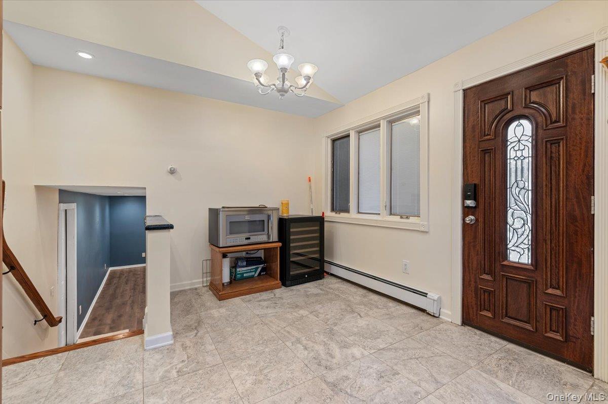 #13 photo, 73 E Beach Promenade, Lindenhurst , NY 11757