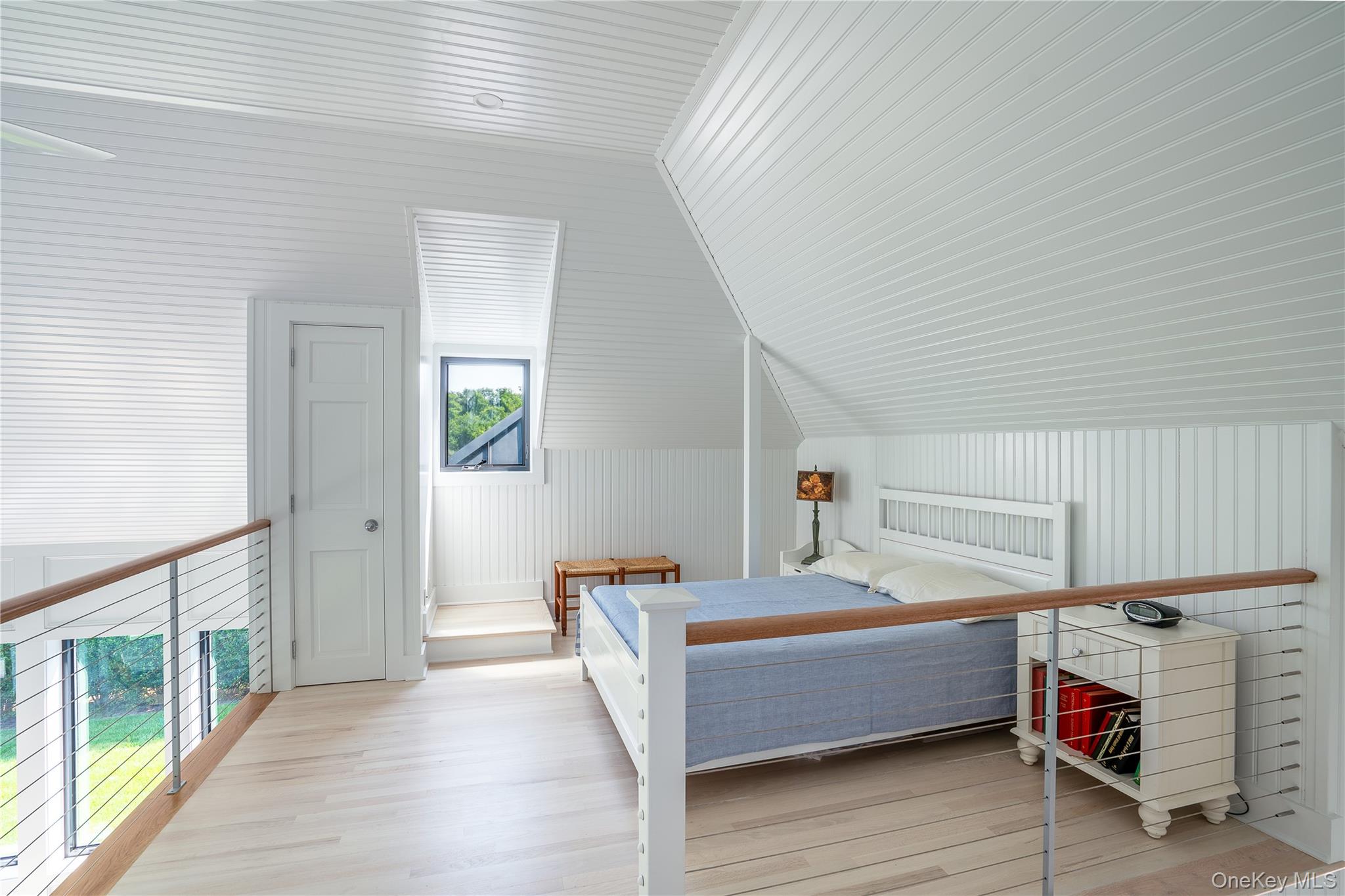 #19 photo, 38099 Main Road, サフォーク郡 Orient , NY 11957