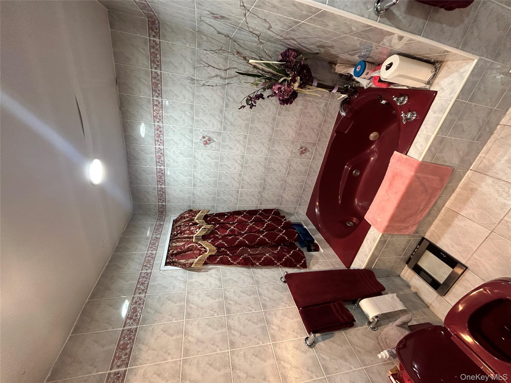 #7 photo, 355 Jerusalem Avenue, Hempstead , NY 11550