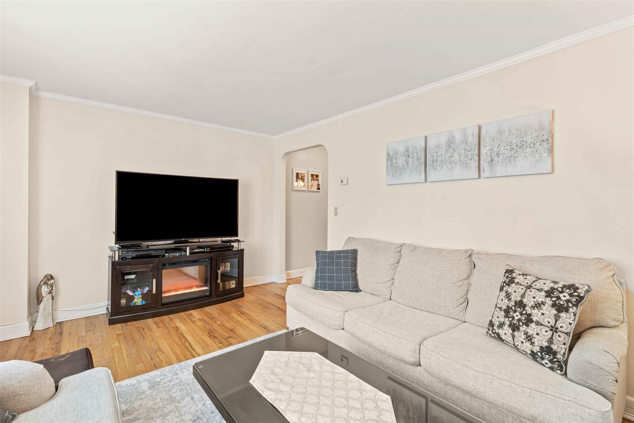 #17 photo, 1570 Paulding Avenue, Bronx , NY 10462