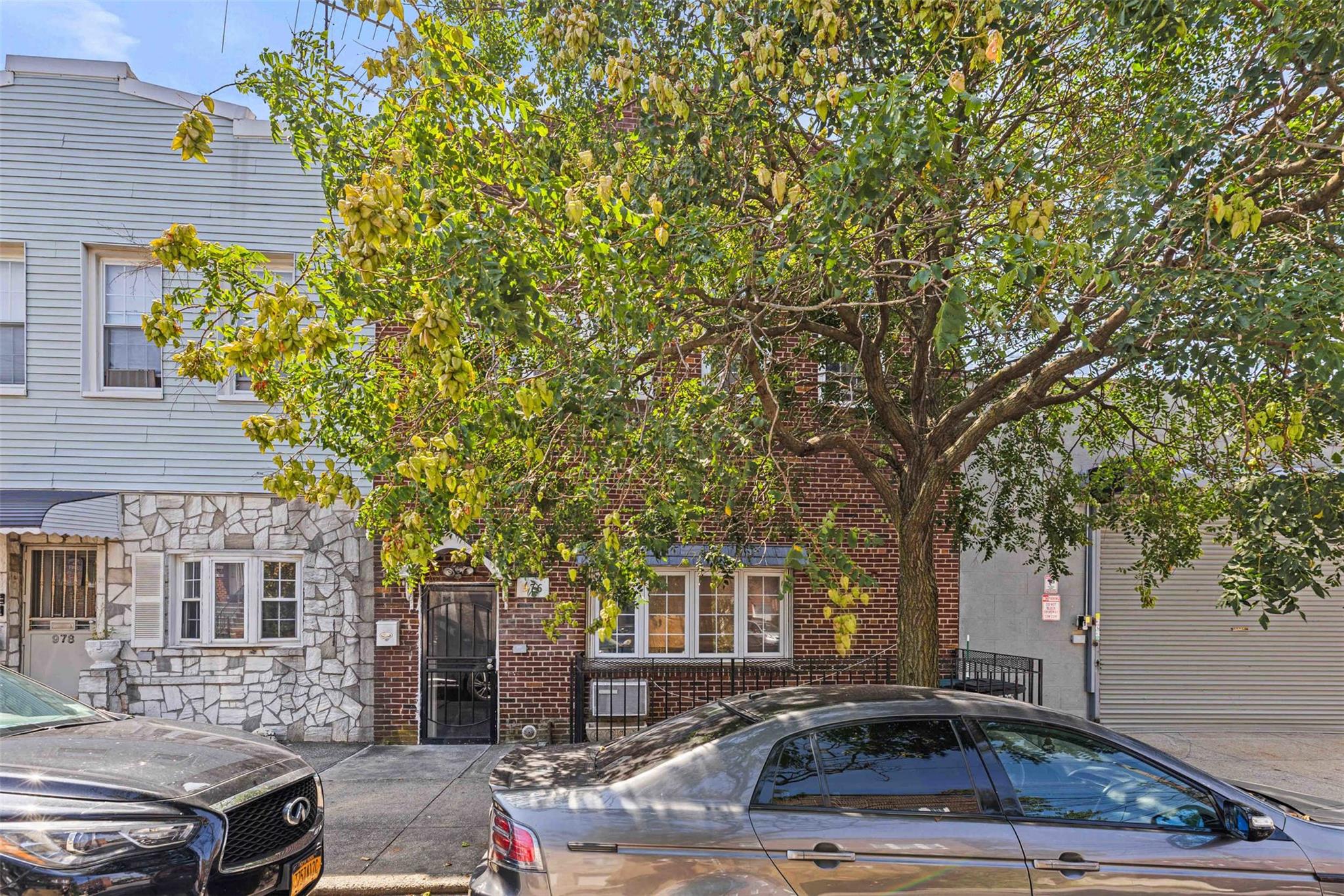 #2 photo, 976 Sackett Avenue, Bronx , NY 10462