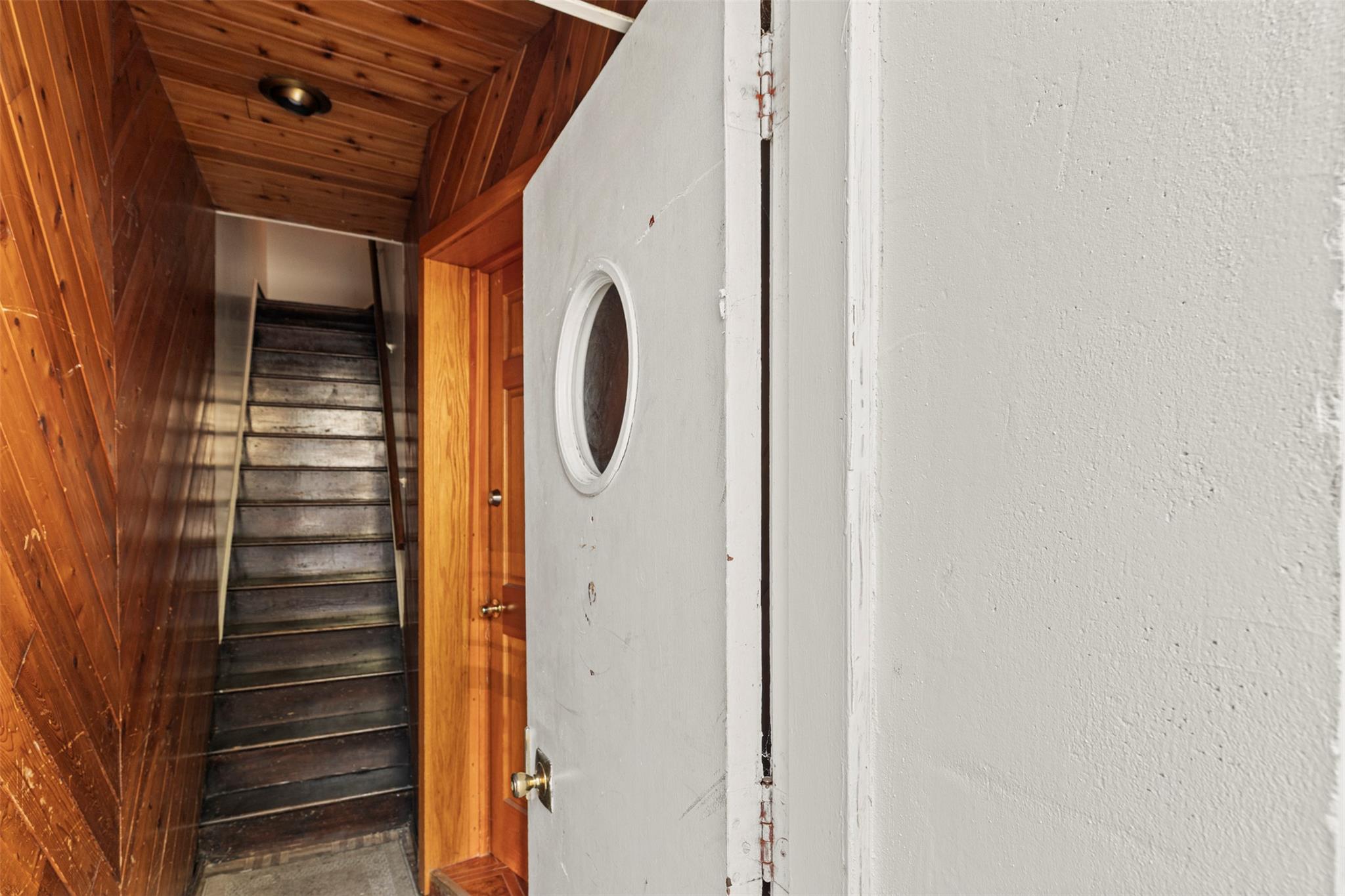 #7 photo, 976 Sackett Avenue, Bronx , NY 10462