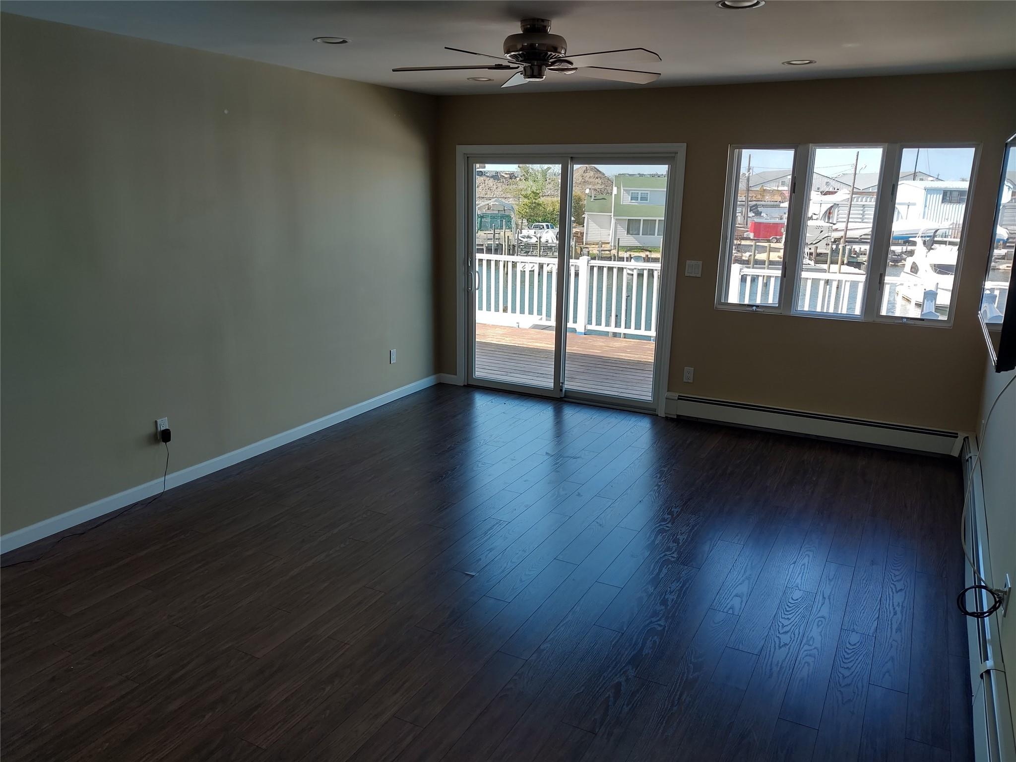 #13 photo, 10 James Street, East Rockaway , NY 11518