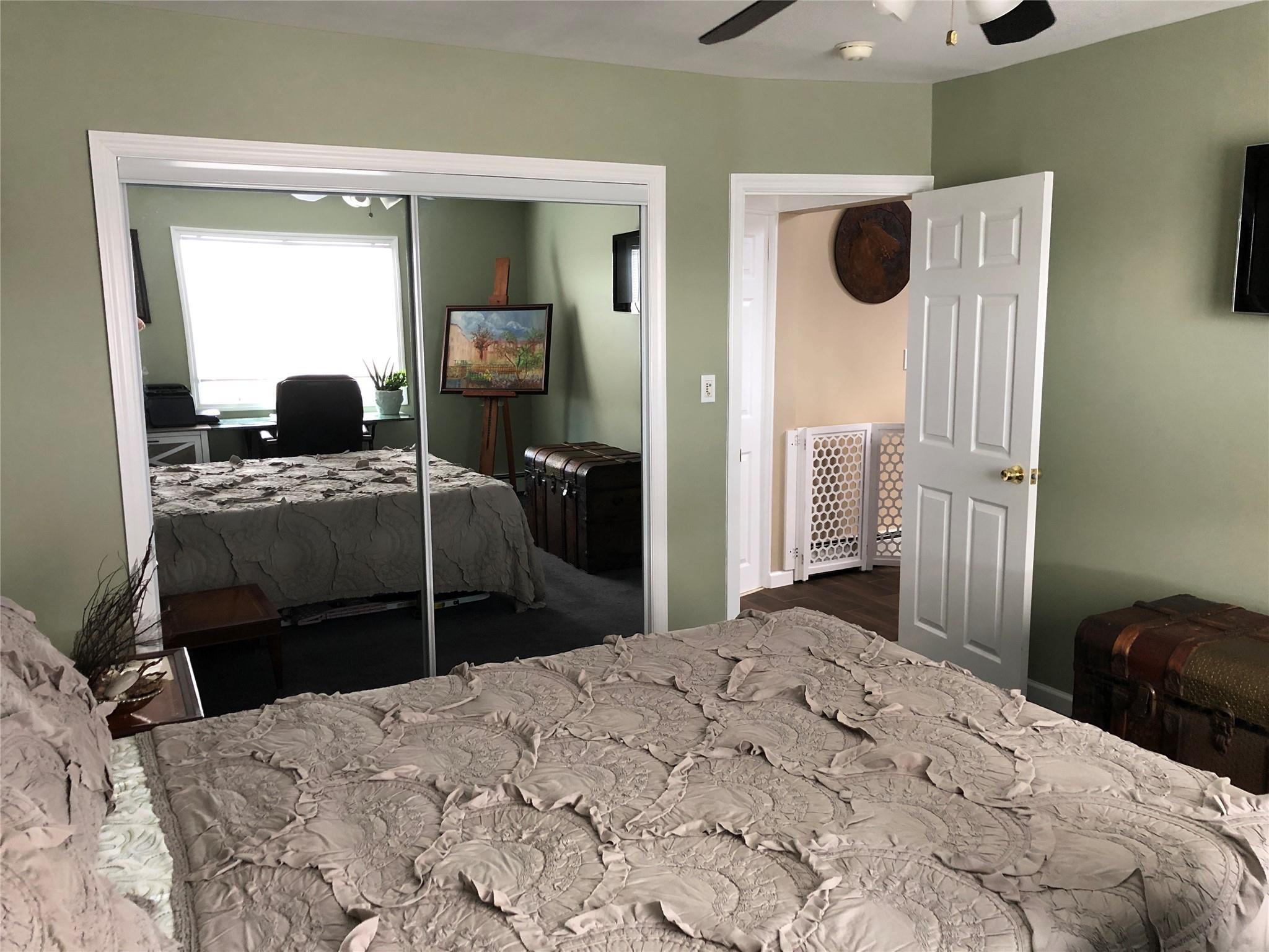 #20 photo, 10 James Street, East Rockaway , NY 11518