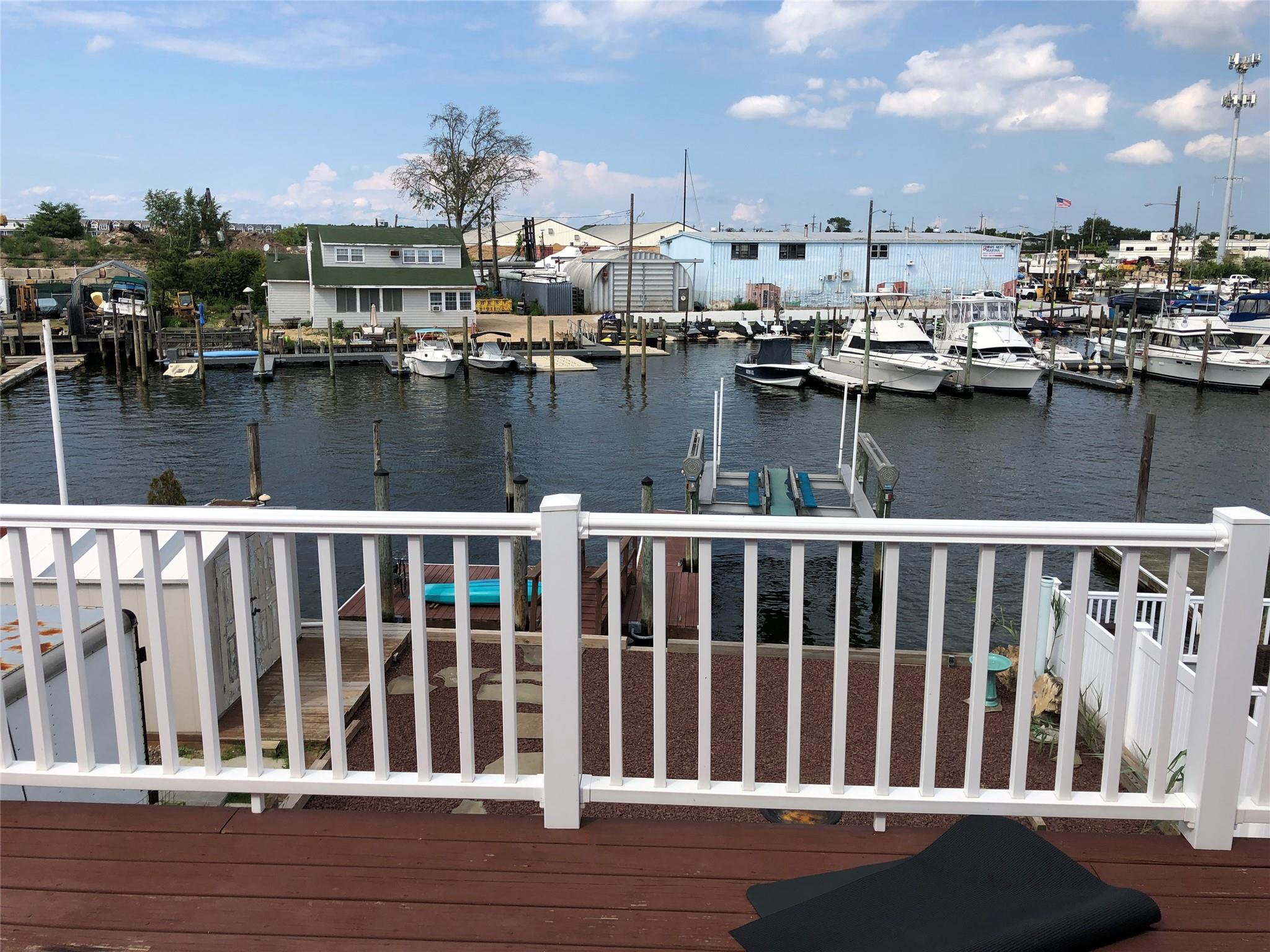 #6 photo, 10 James Street, East Rockaway , NY 11518