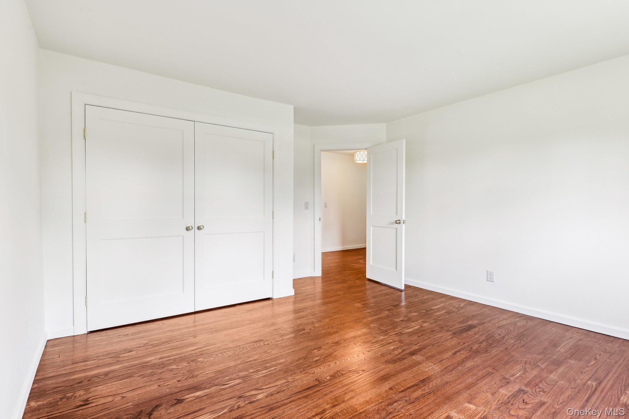 #11 photo, 8 Mill Lot Road, Middle Island , NY 11953