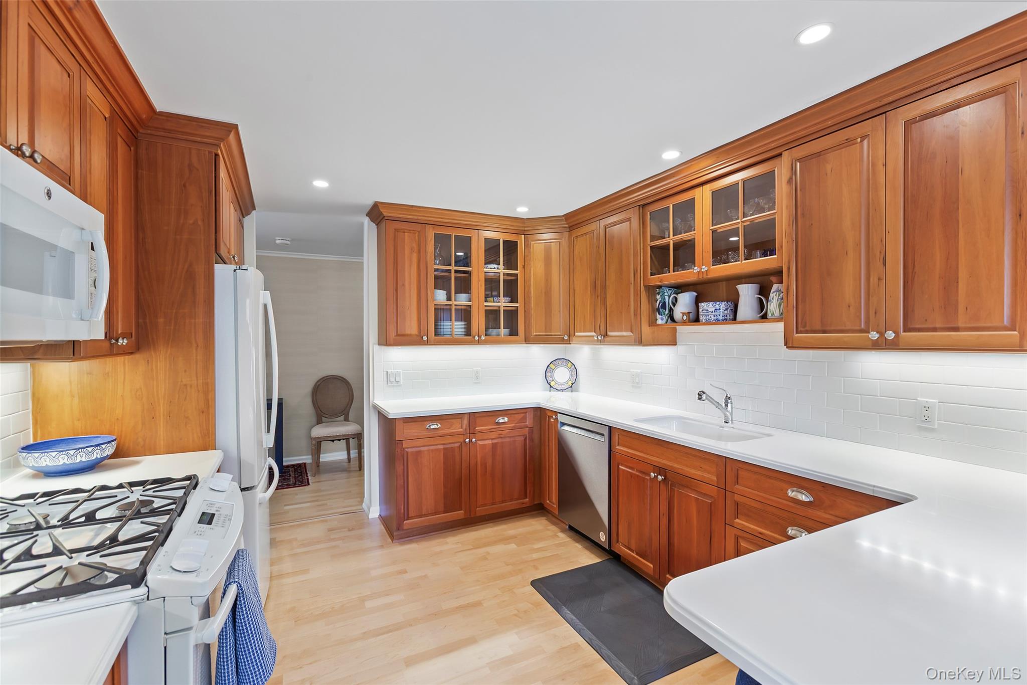 #4 photo, 720 Milton Road, Rye , NY 10580