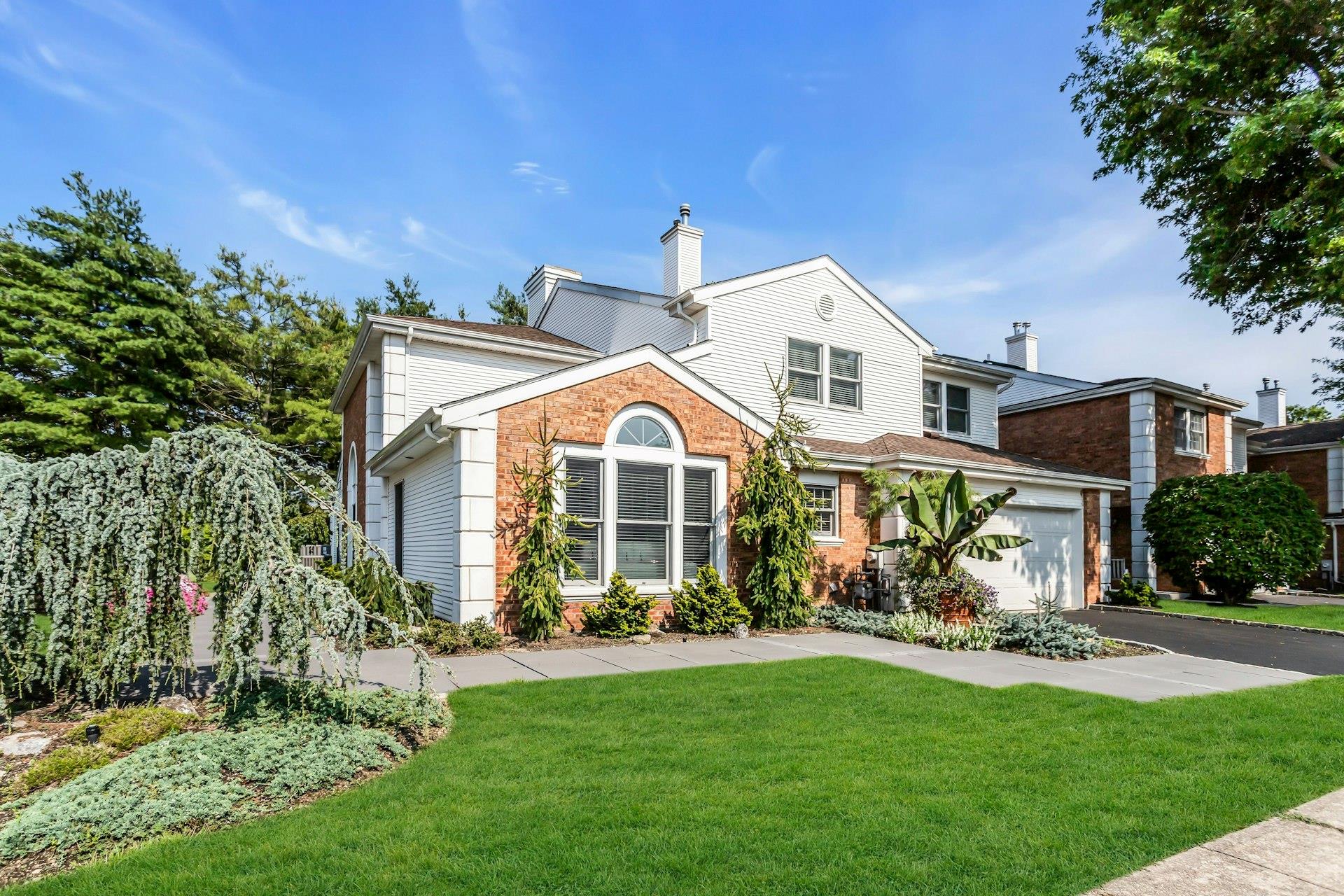 #1 photo, 65 Hamlet Drive, Commack , NY 11725