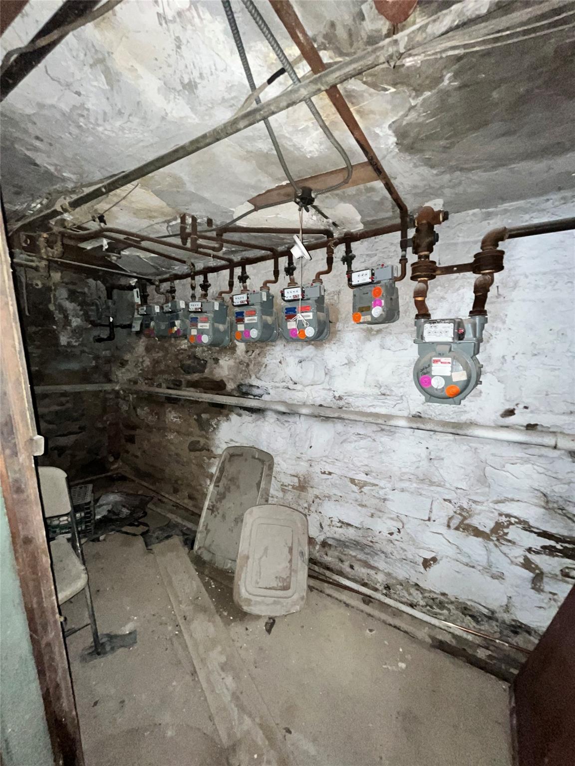 #11 photo, 591 Van Nest Avenue, ブロンクス区 Bronx , NY 10460