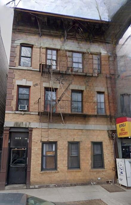 #3 photo, 591 Van Nest Avenue, ブロンクス区 Bronx , NY 10460