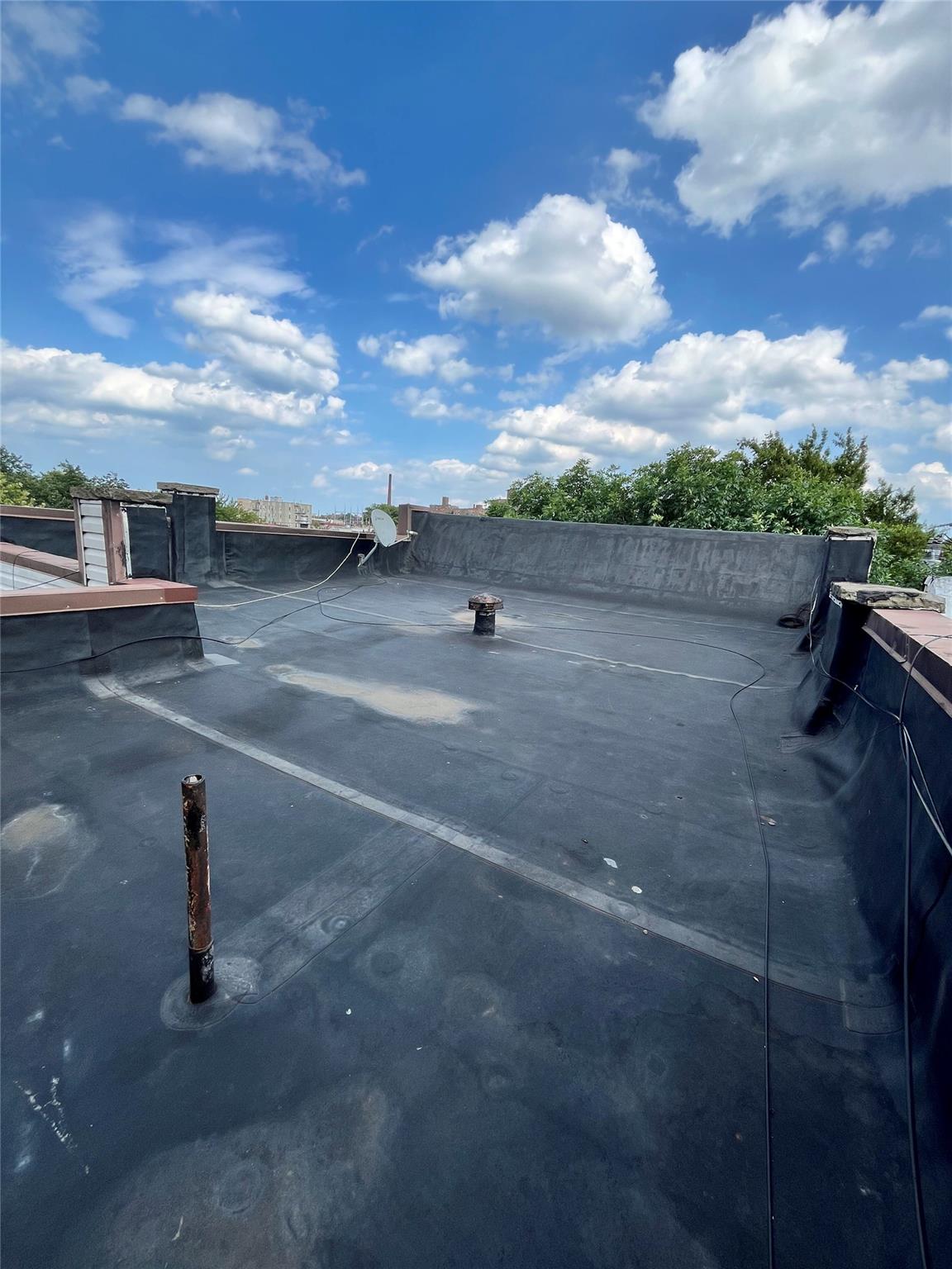 #4 photo, 591 Van Nest Avenue, ブロンクス区 Bronx , NY 10460