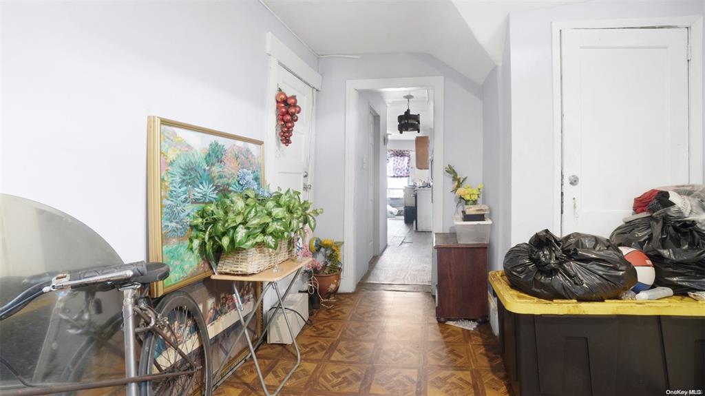 #2 photo, 88-30 172nd Street, クイーンズ区 Jamaica , NY 11432