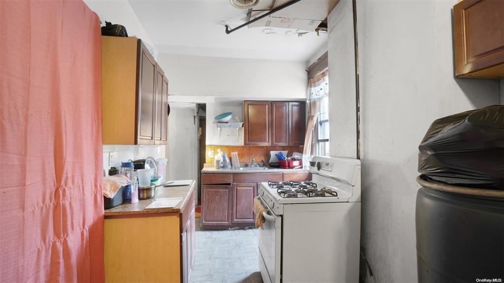 #5 photo, 88-30 172nd Street, クイーンズ区 Jamaica , NY 11432