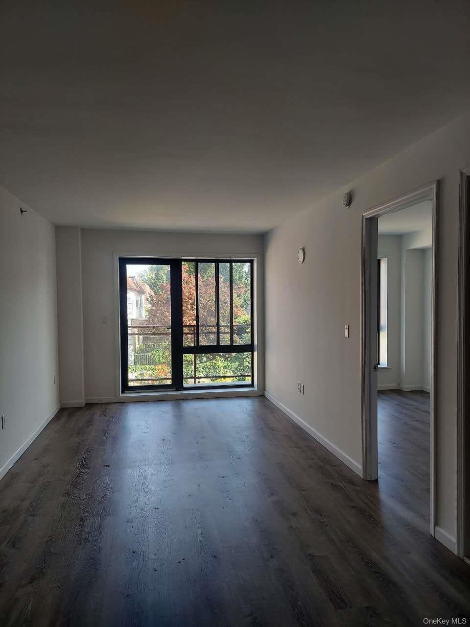 #3 photo, 214-10 15 Avenue, クイーンズ区 Bayside , NY 11360