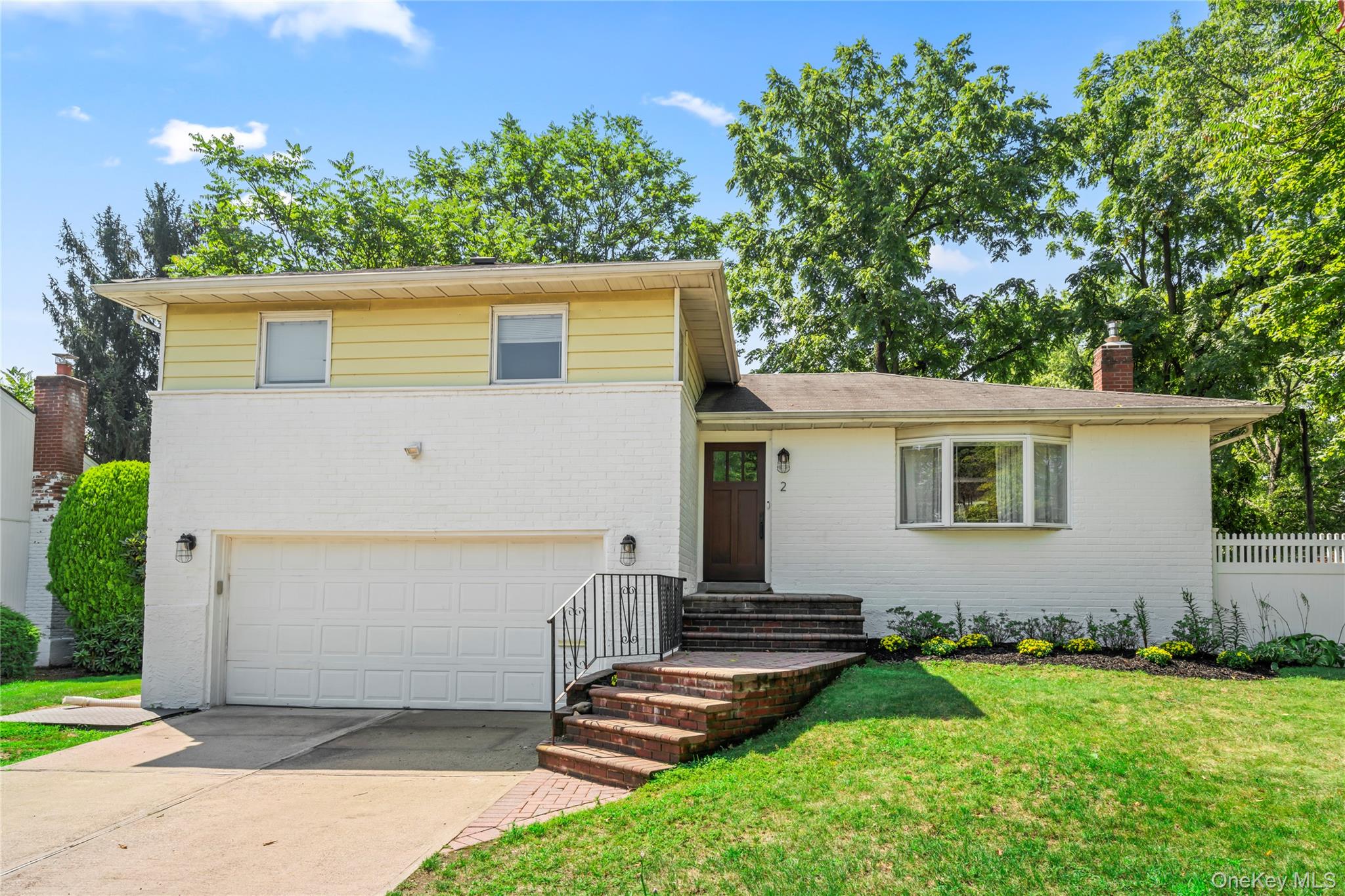 #1 photo, 2 Lydia Court, ナッソー郡 Searingtown , NY 11507