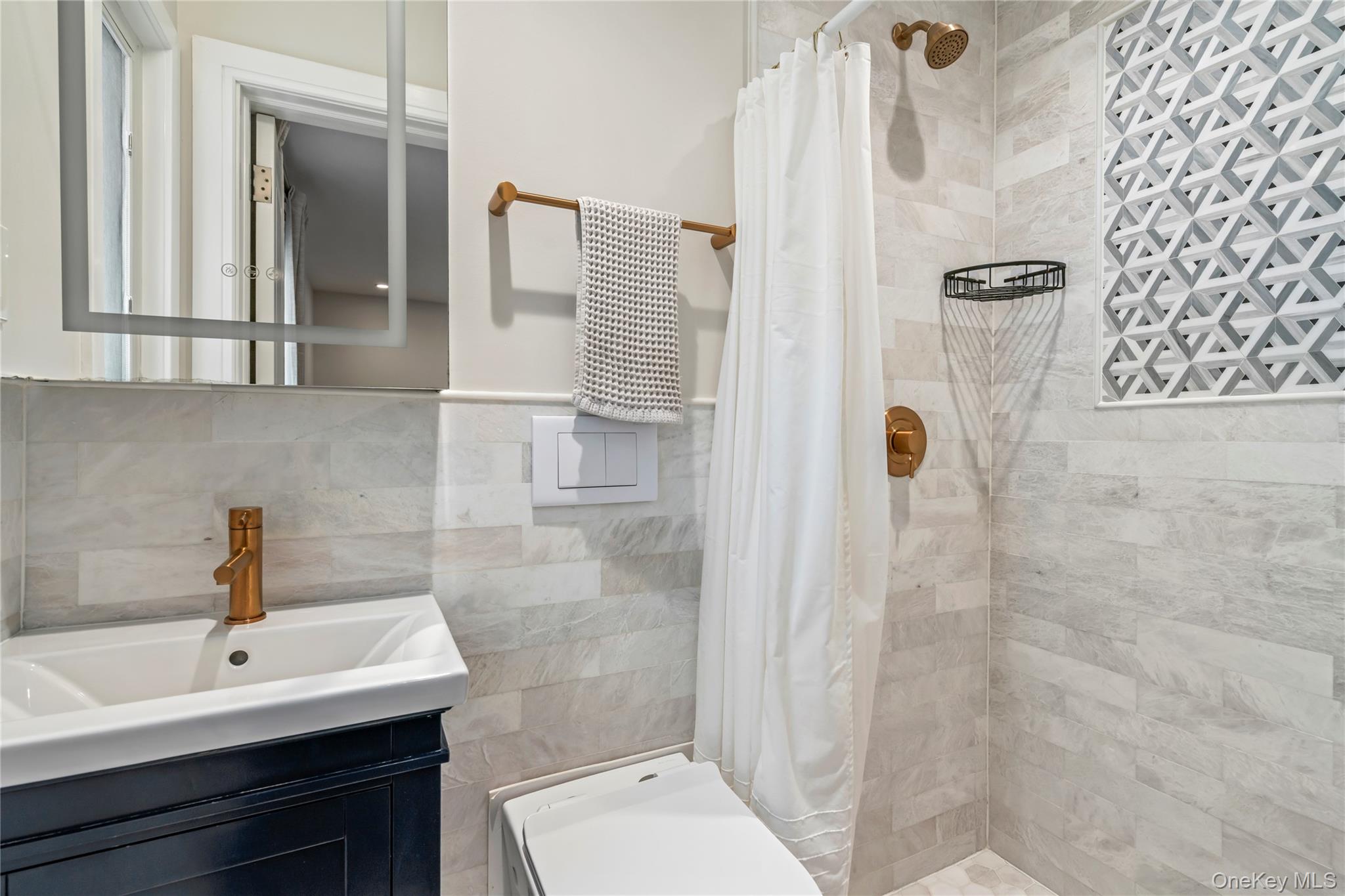 #15 photo, 2 Lydia Court, ナッソー郡 Searingtown , NY 11507