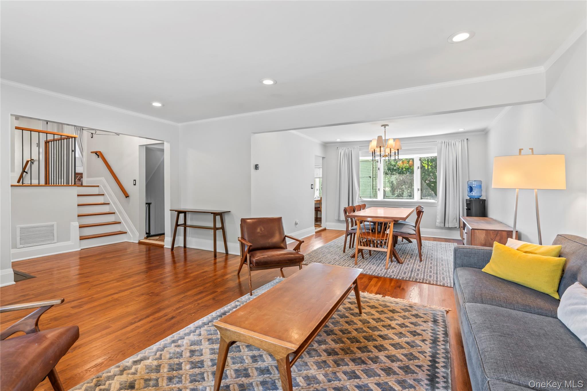 #4 photo, 2 Lydia Court, ナッソー郡 Searingtown , NY 11507