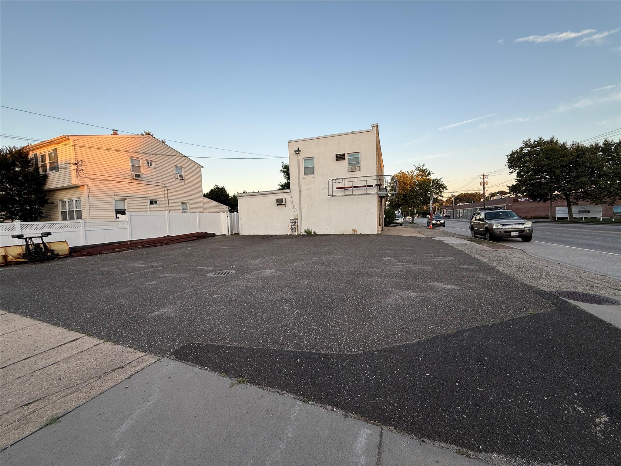 #7 photo, 1849 Bellmore Avenue, ナッソー郡 Bellmore , NY 11710