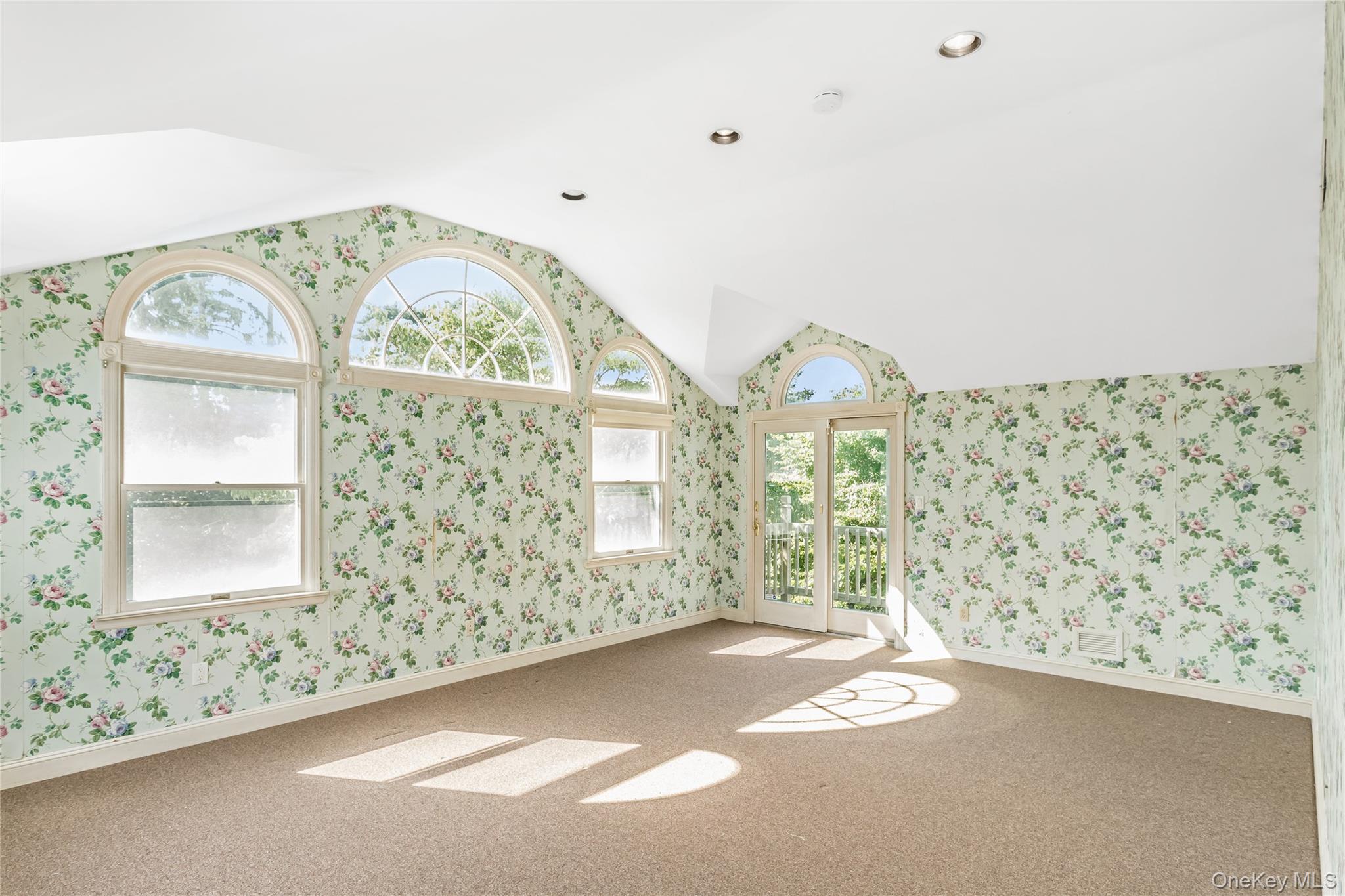 #14 photo, 45 Orchard Meadow Road, East Williston , NY 11596