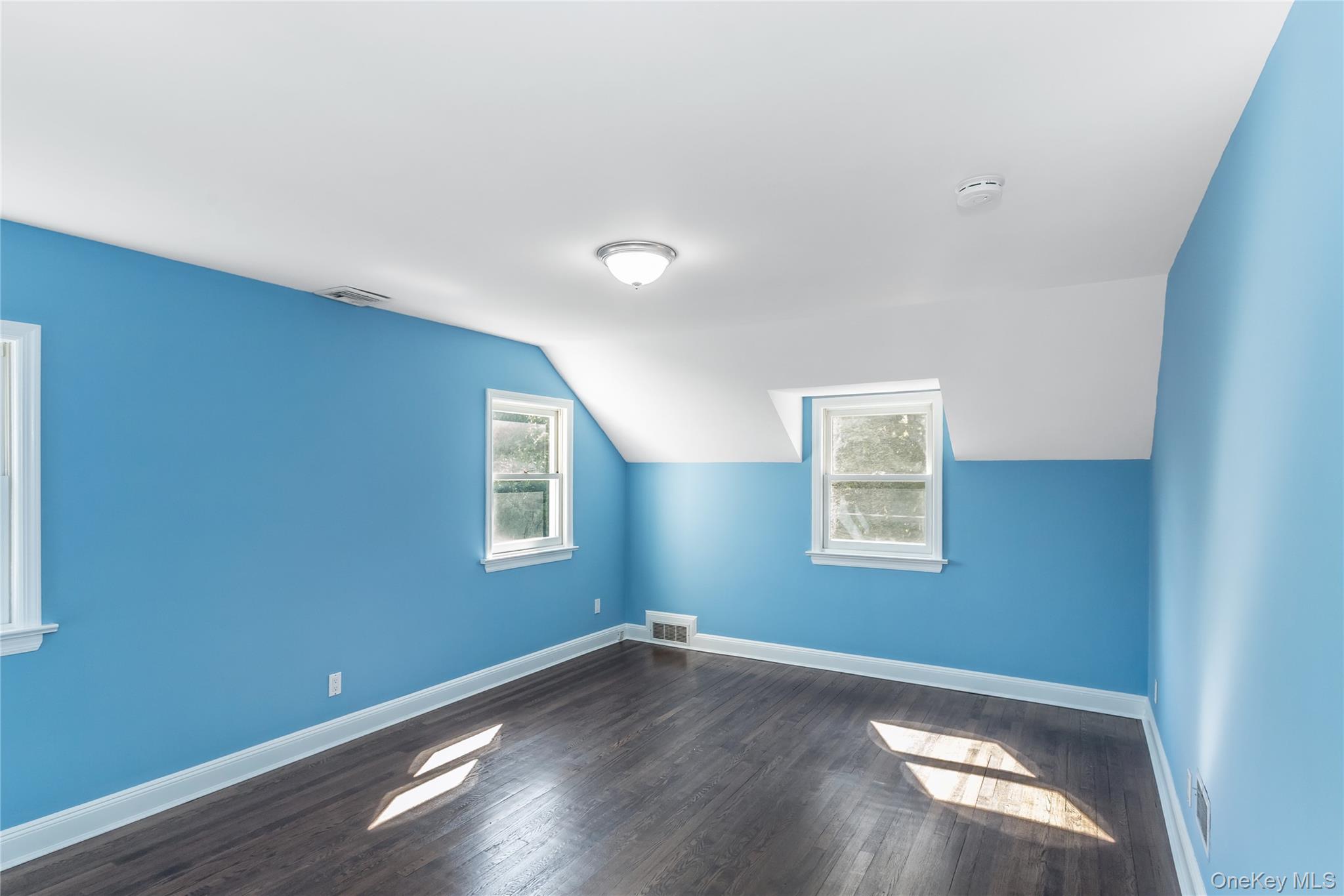 #20 photo, 45 Orchard Meadow Road, East Williston , NY 11596