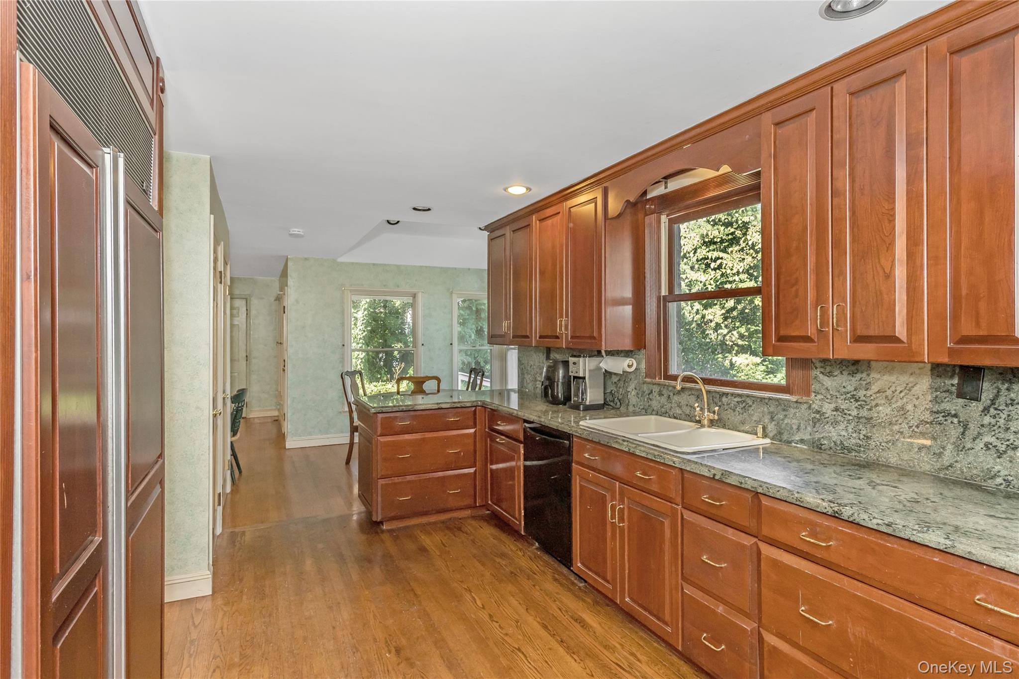 #8 photo, 45 Orchard Meadow Road, East Williston , NY 11596