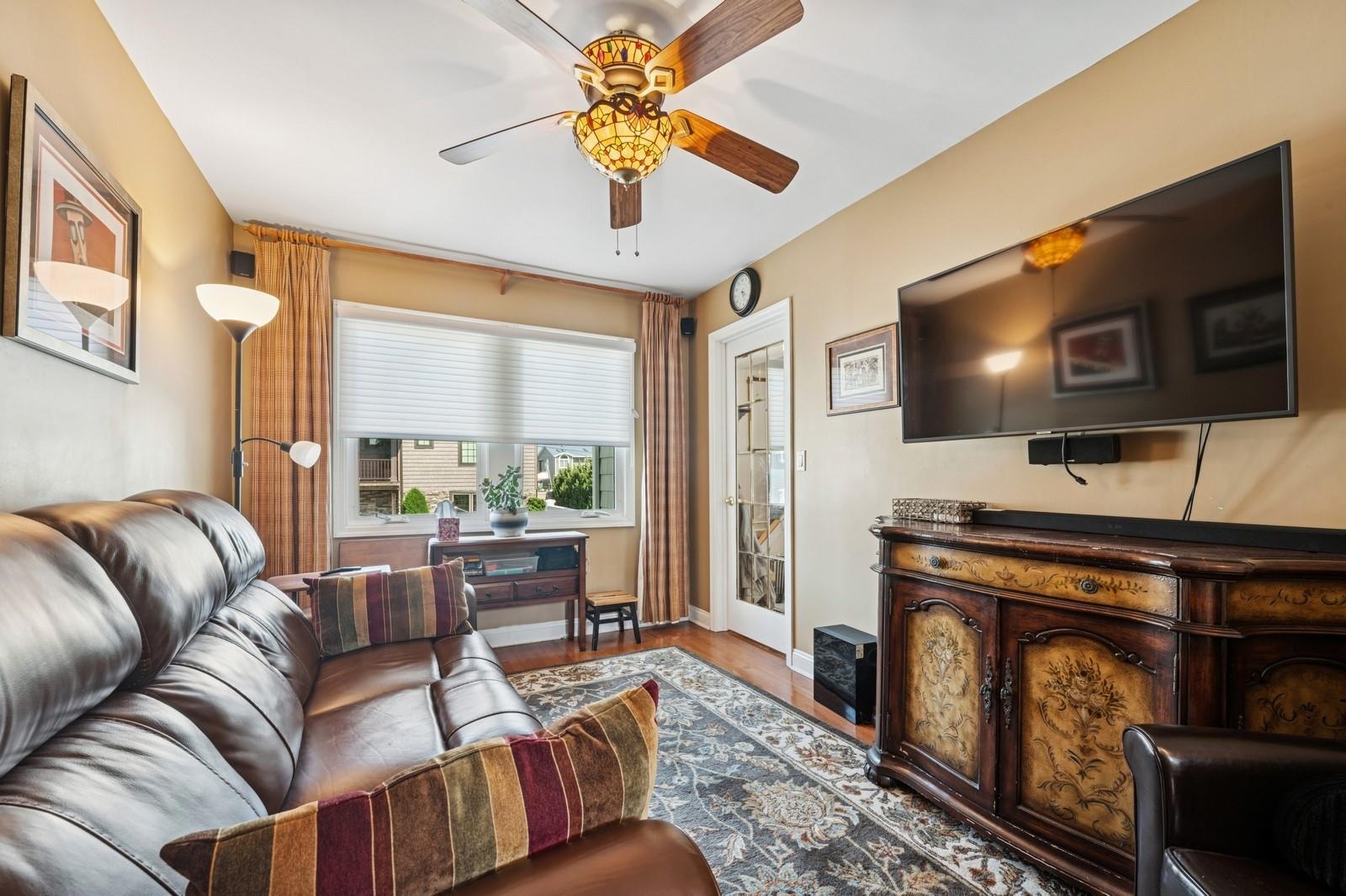 #16 photo, 7 Vinton Street, Long Beach , NY 11561