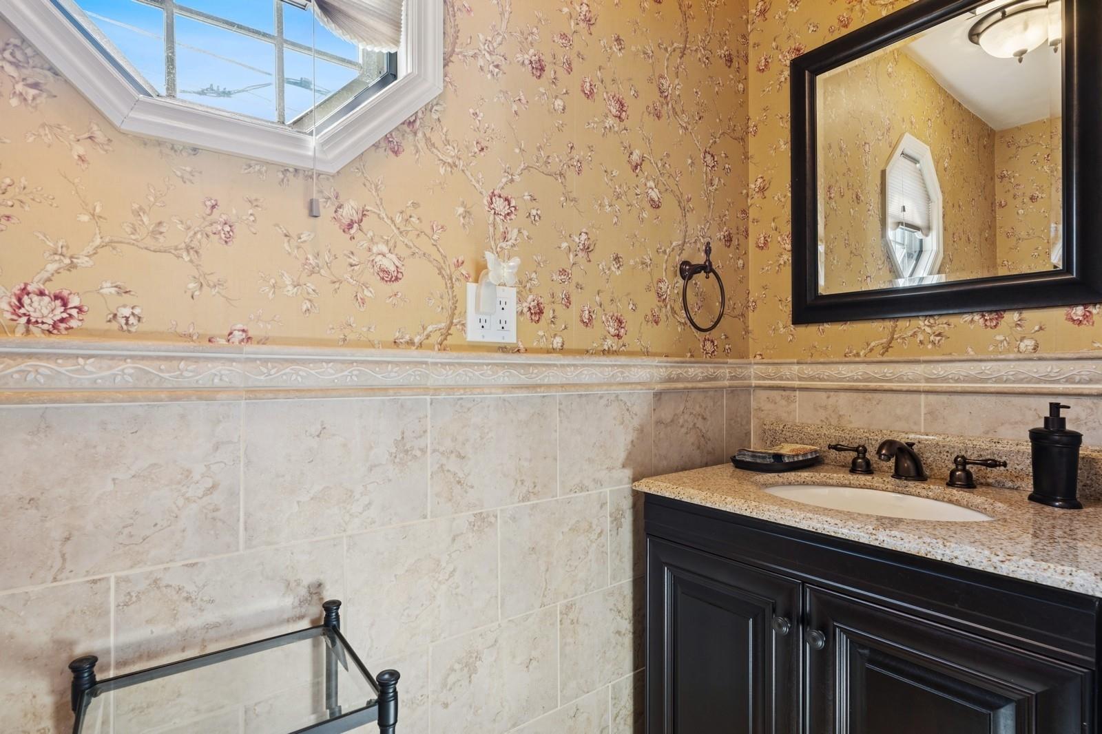 #18 photo, 7 Vinton Street, Long Beach , NY 11561