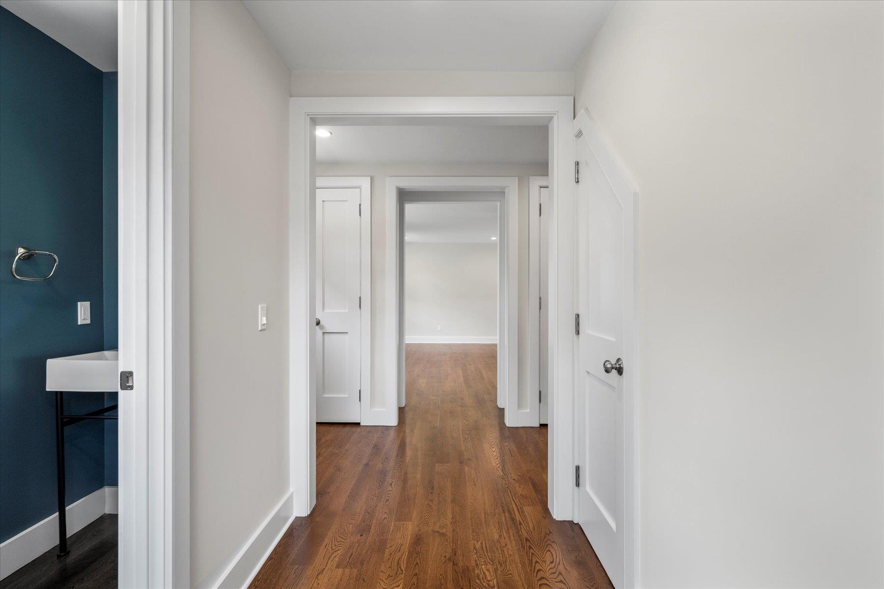 #15 photo, 647 Montauk Highway, サフォーク郡 East Quogue , NY 11942