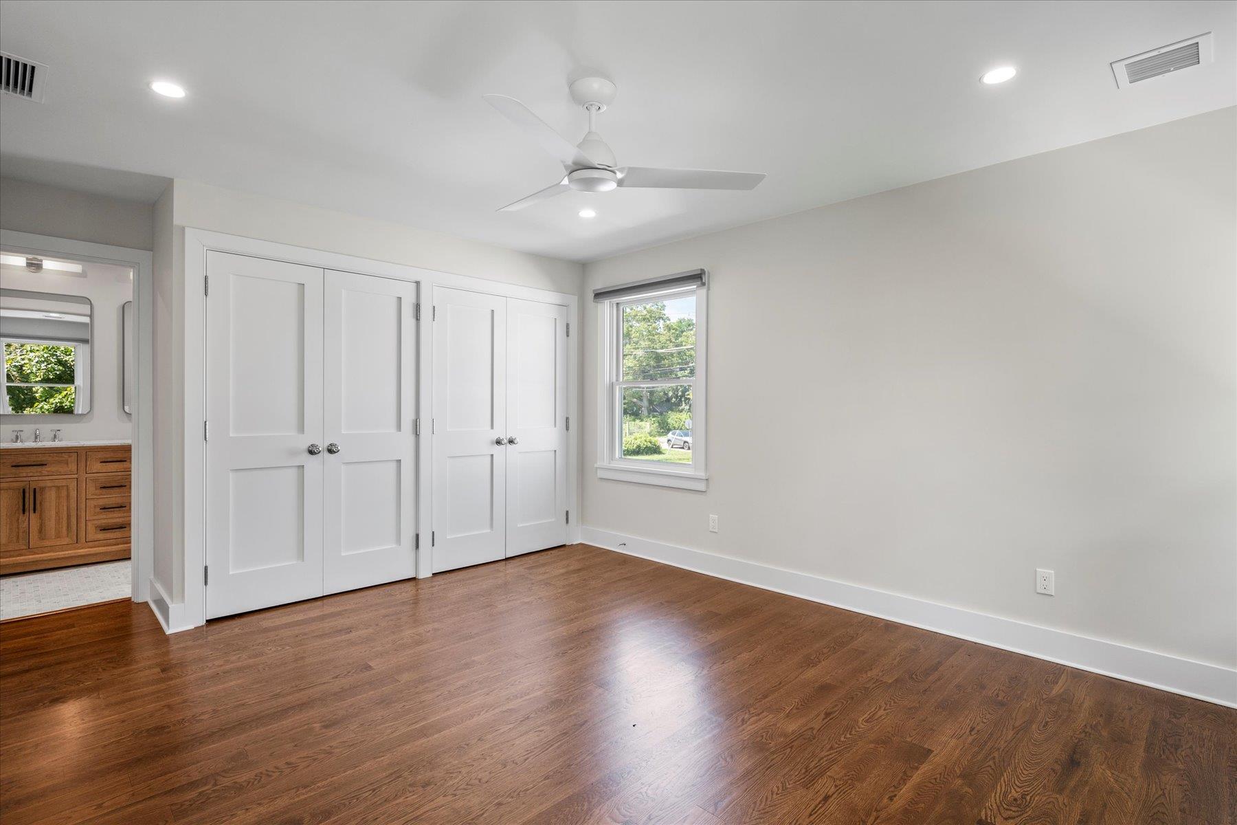 #19 photo, 647 Montauk Highway, サフォーク郡 East Quogue , NY 11942