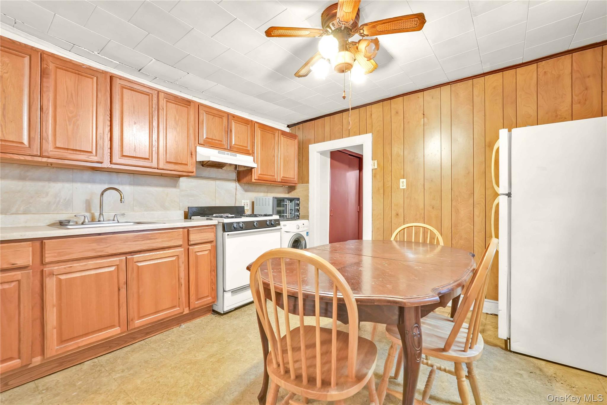 #11 photo, 207 Bradford Street, ブルックリン区 Brooklyn , NY 11207