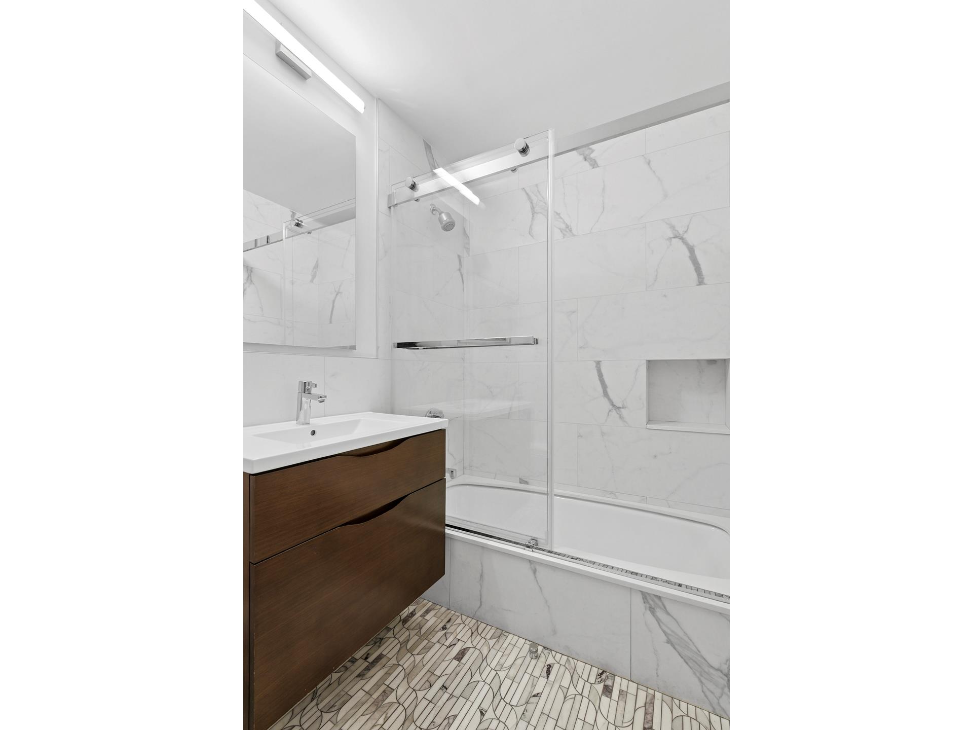 #10 photo, 201 E 80TH Street, Yorkville , NY 10021