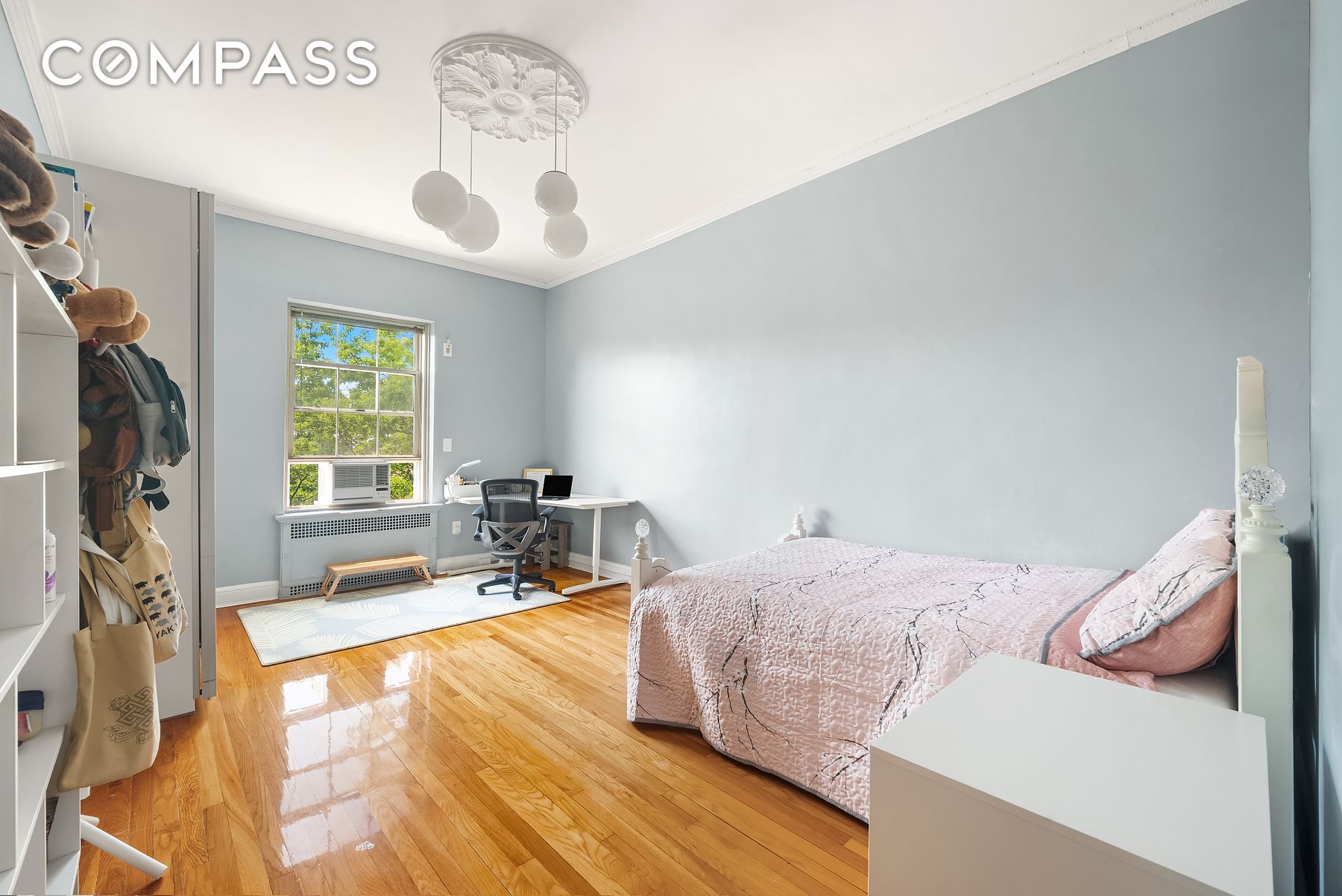 #8 photo, 68-10 108th Street, クイーンズ区 Forest Hills , NY 11375