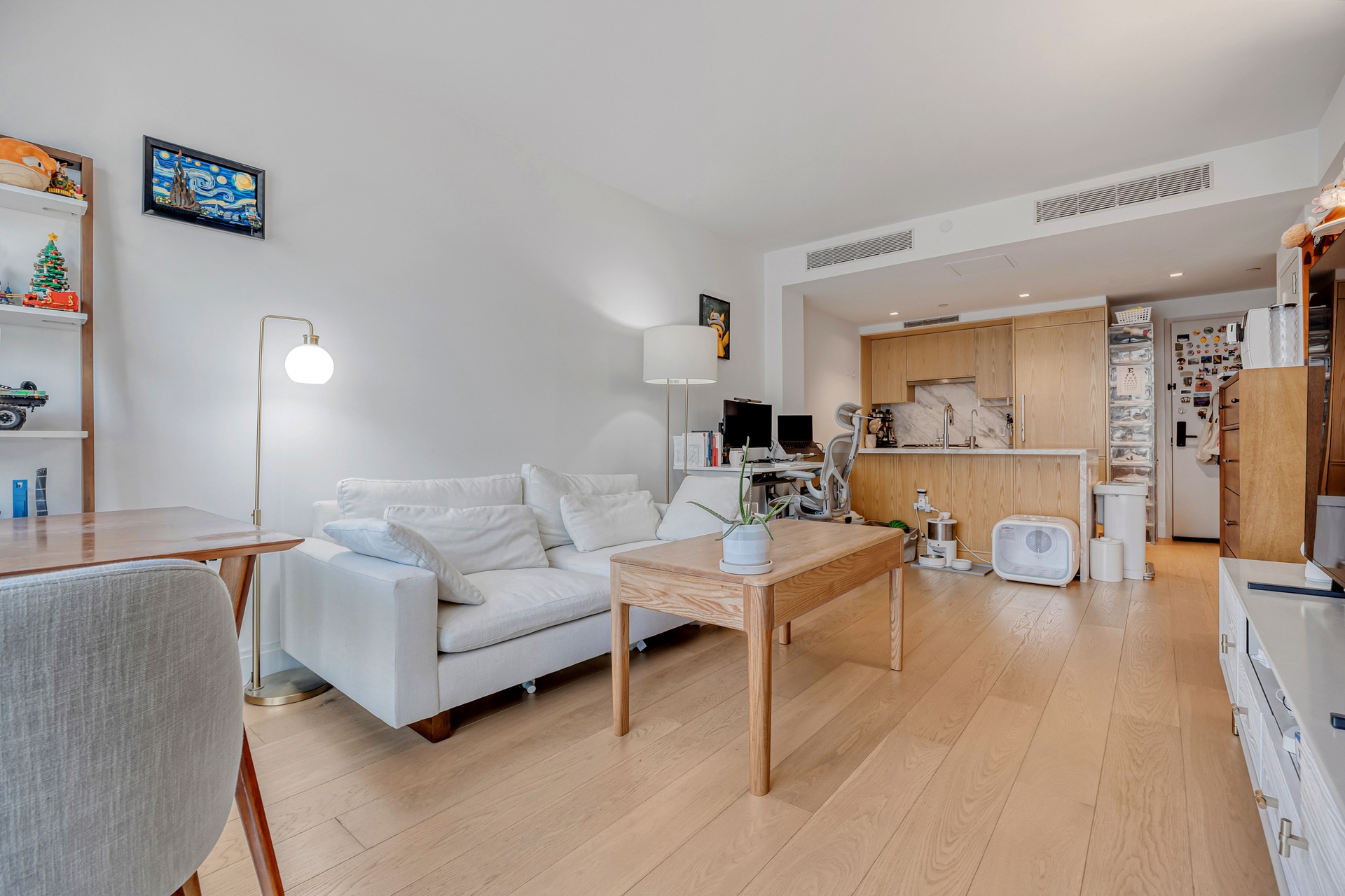 #4 photo, 37-14 34th Street, クイーンズ区 Long Island City , NY 11101