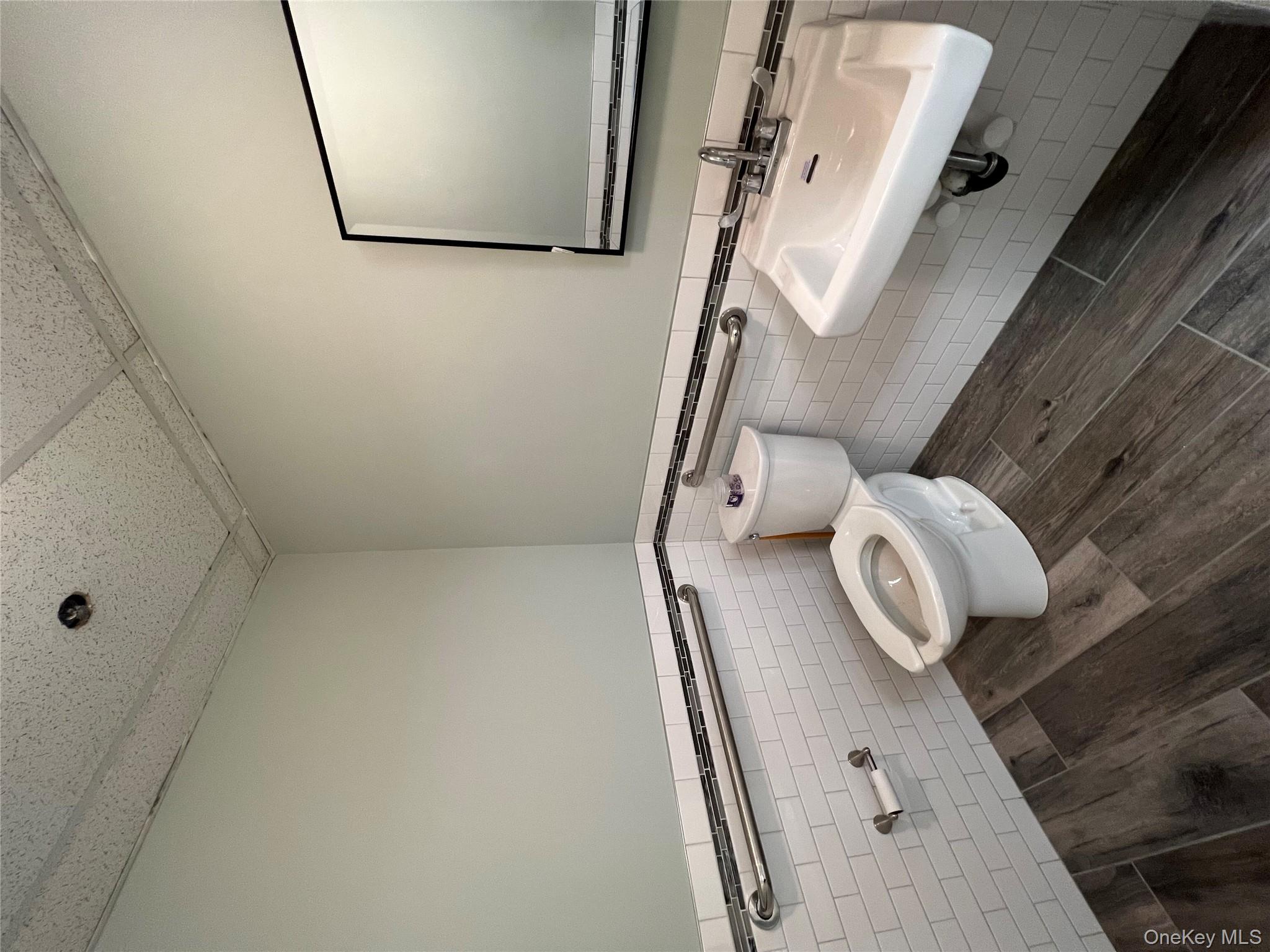 #5 photo, 21 N Broadway, Tarrytown , NY 10591