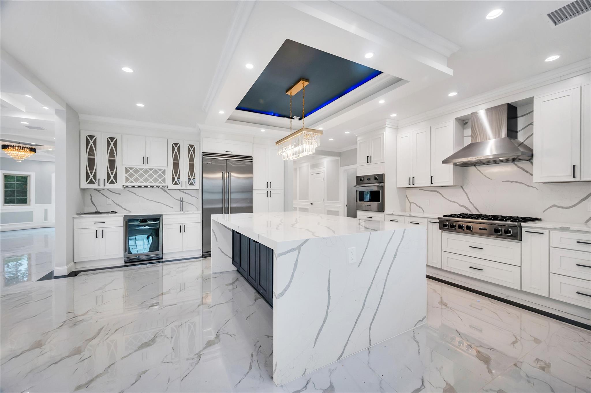 #12 photo, 16 Violet Avenue, ナッソー郡 Hicksville , NY 11801