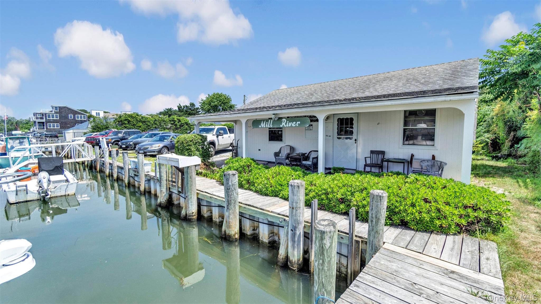 #6 photo, 74 Foster Avenue, サフォーク郡 Hampton Bays , NY 11946