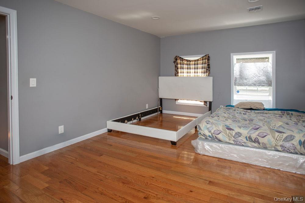 #12 photo, 1227 Little East Neck Road, West Babylon , NY 11704