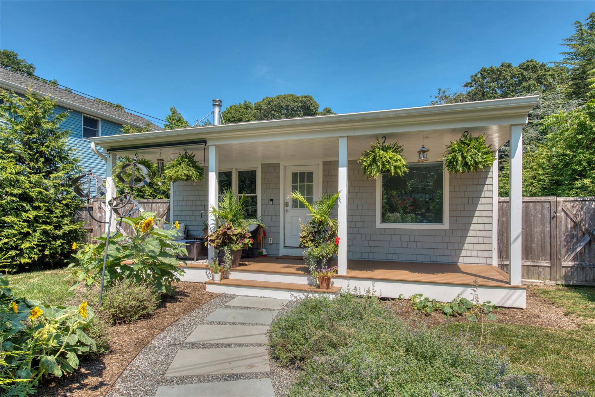 #1 photo, 60 Church Lane, 롱 아일랜드 Aquebogue , NY 11931