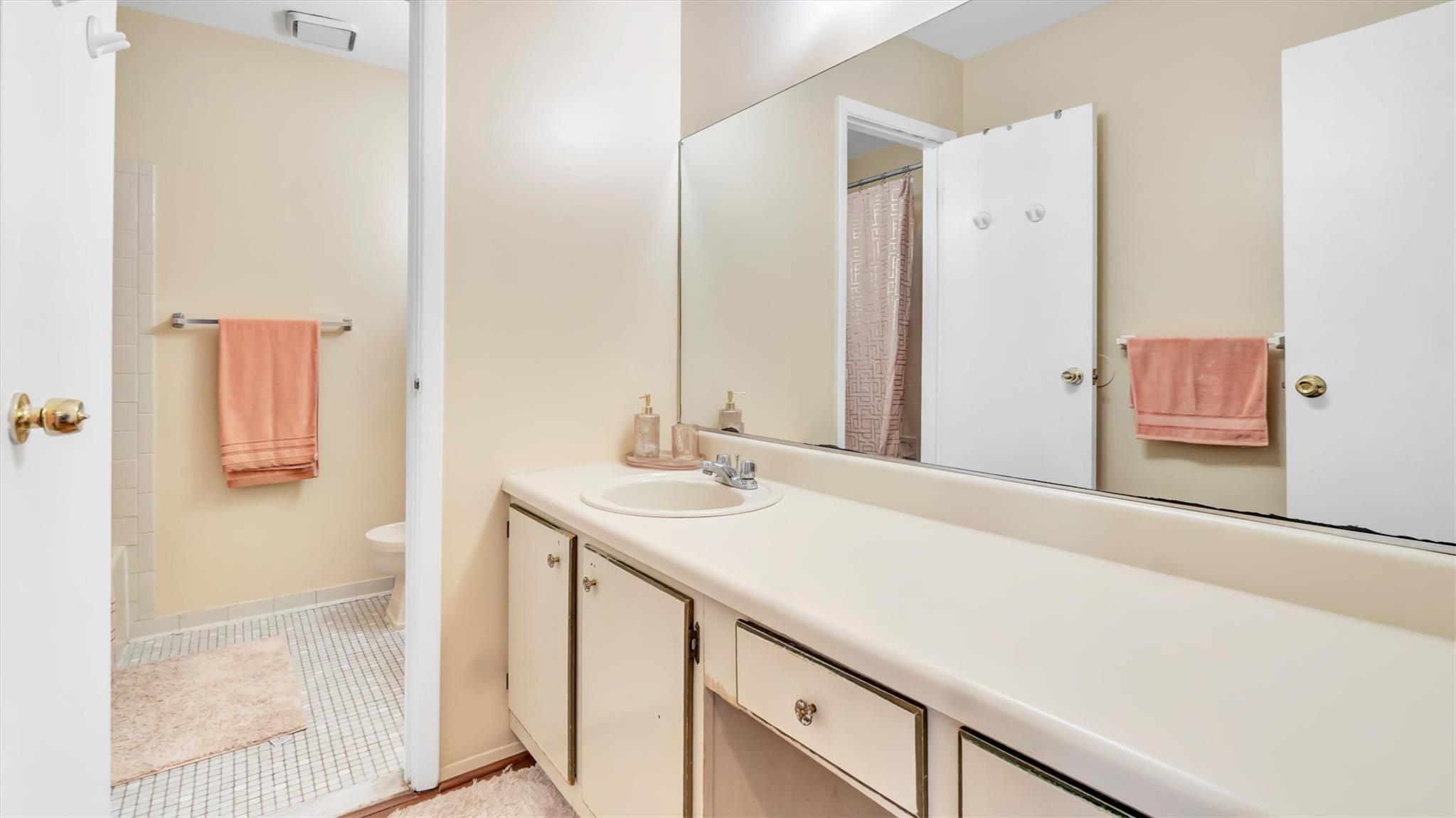 #11 photo, 224 Pointe Circle, サフォーク郡 Coram , NY 11727