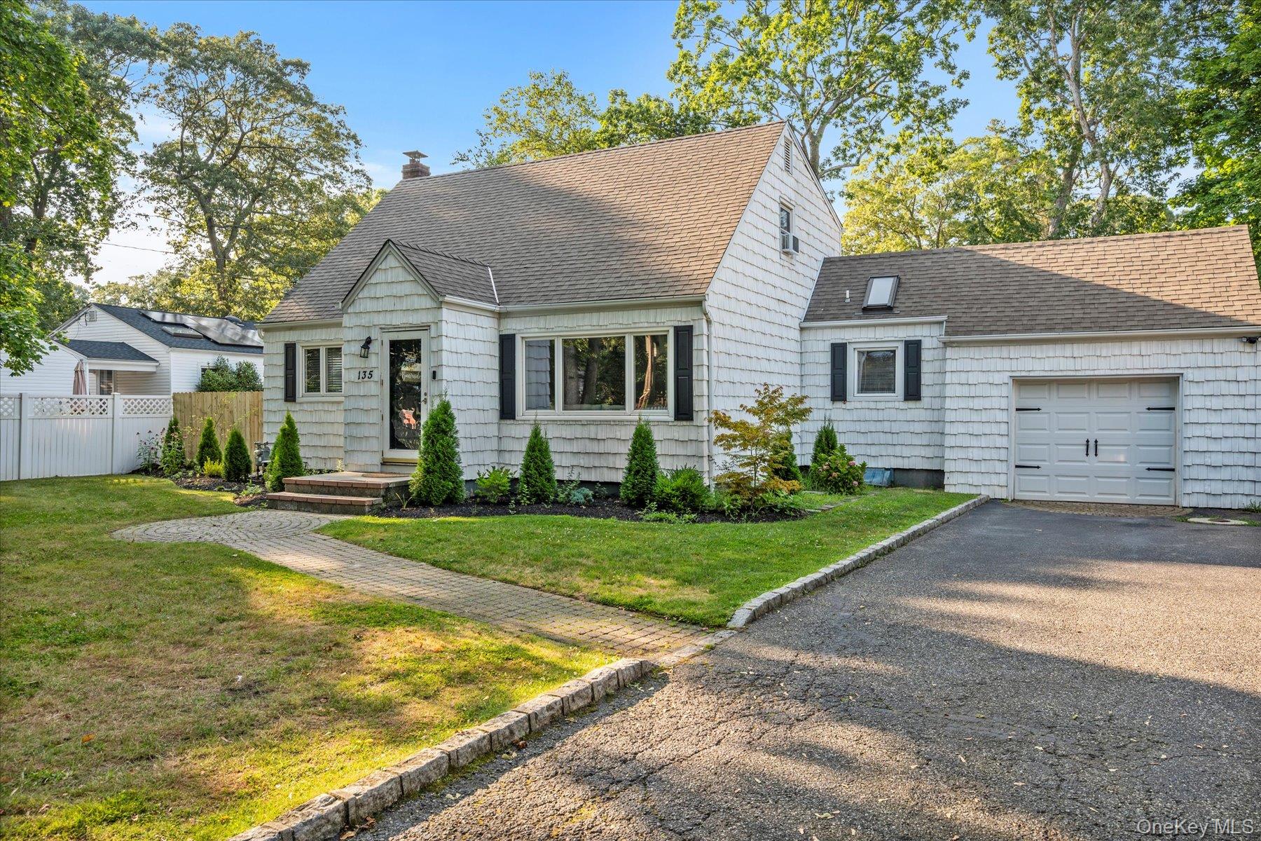 #1 photo, 135 Woodlawn Avenue, Saint James , NY 11780