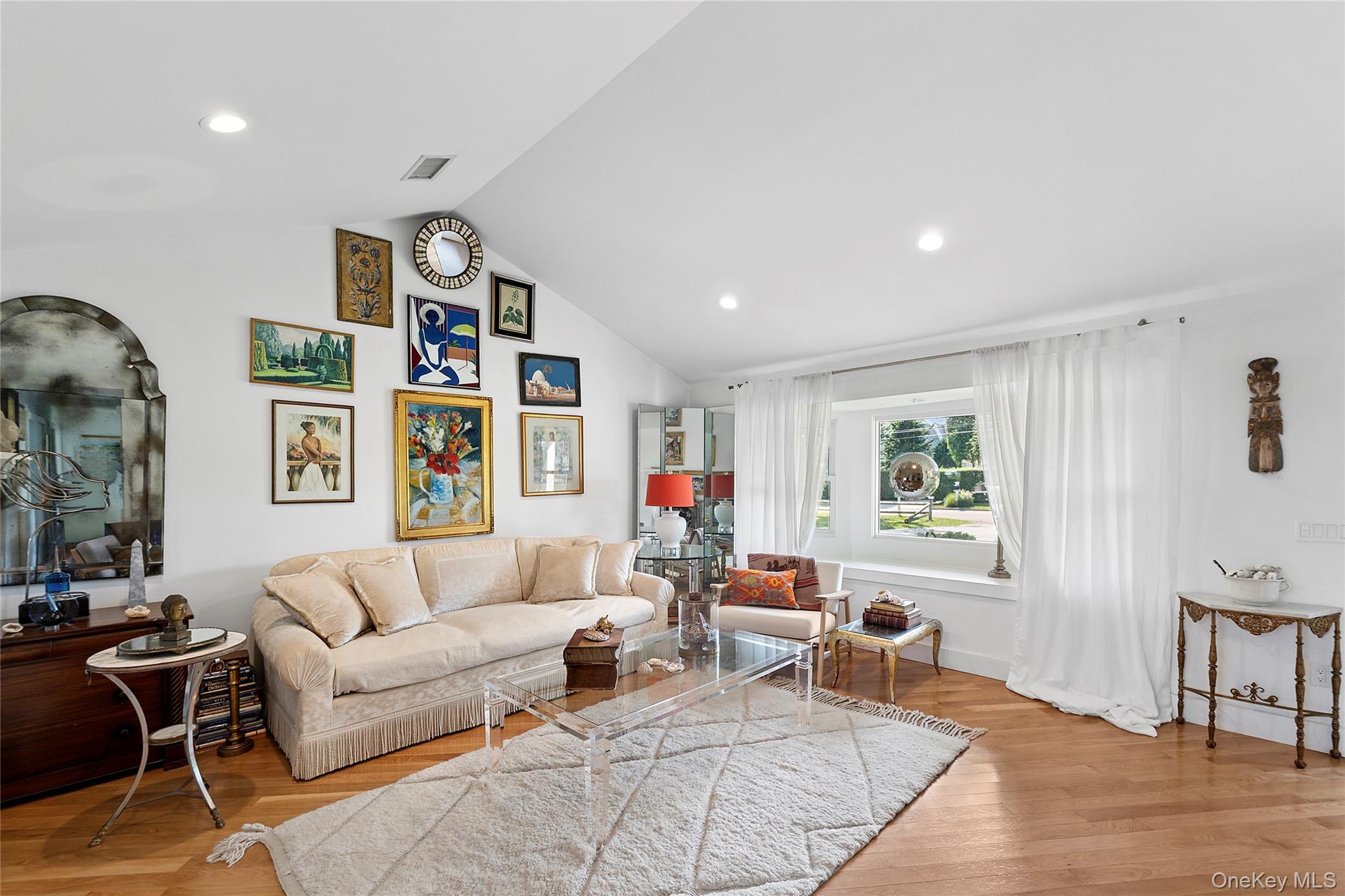 #4 photo, 38 Liberty Street, サフォーク郡 Westhampton Beach , NY 11978