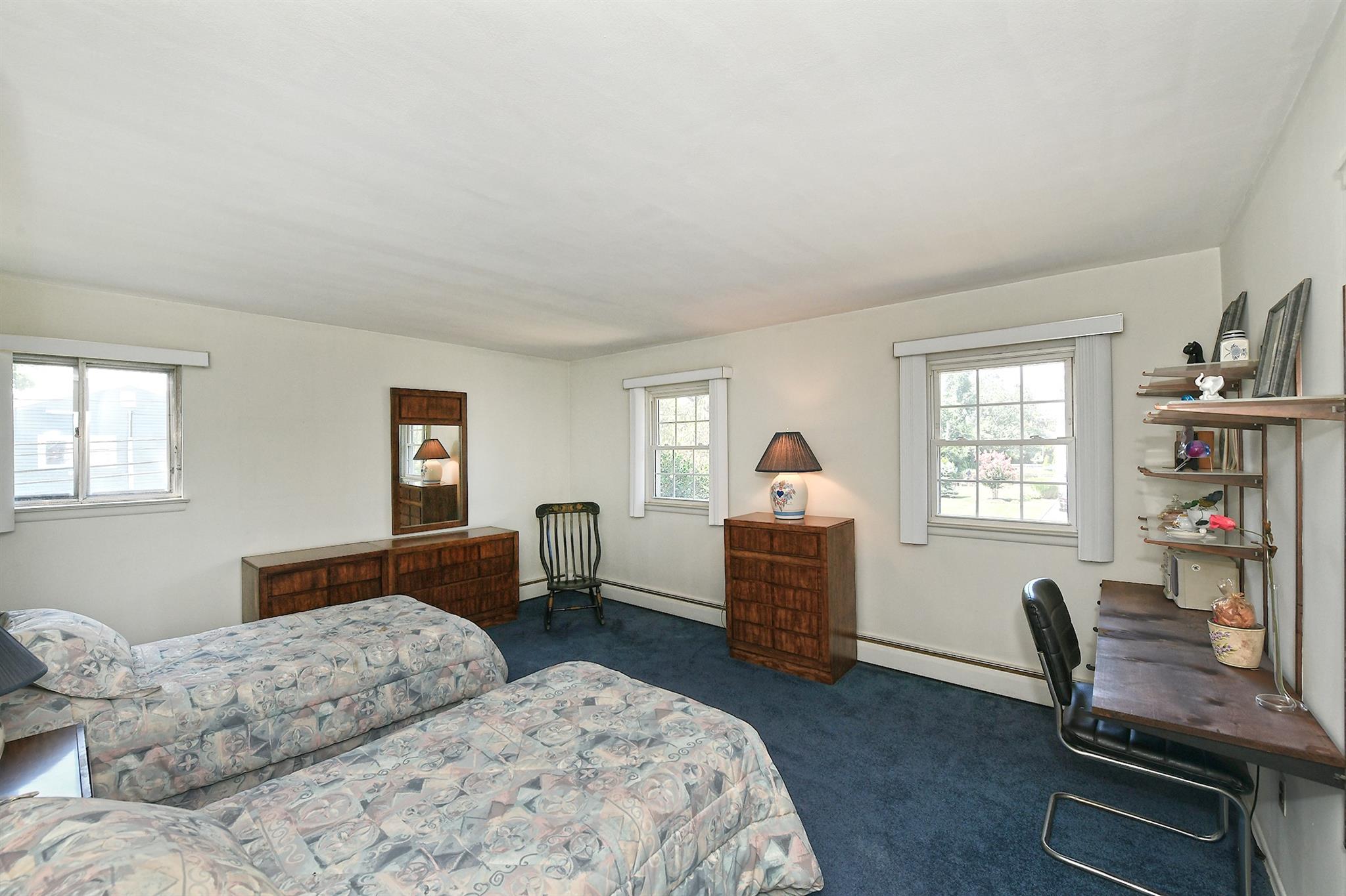 #13 photo, 18 Shari Lane, サフォーク郡 East Northport , NY 11731