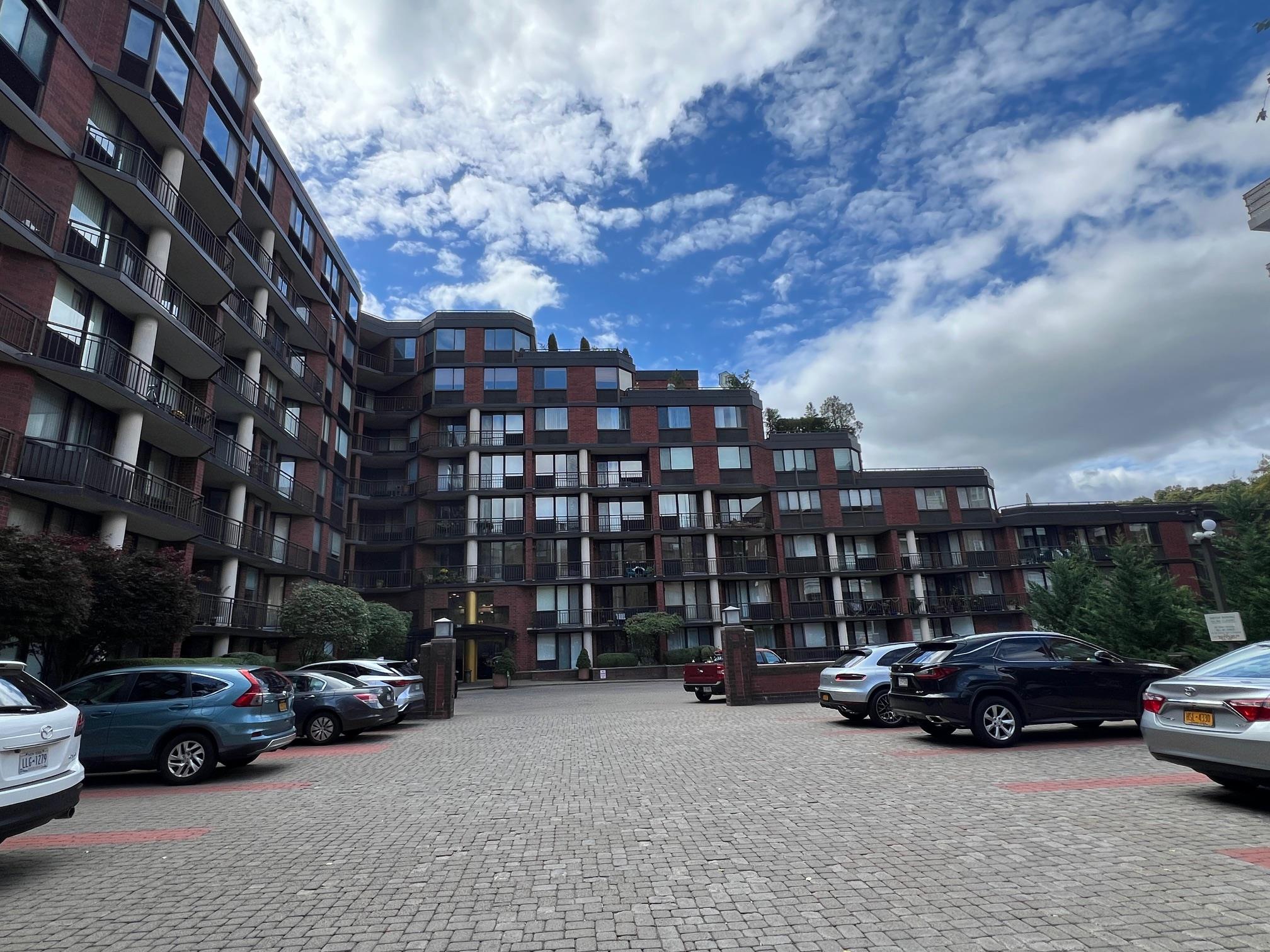 #1 photo, 50 E. Hartsdale Avenue, Hartsdale , NY 10530