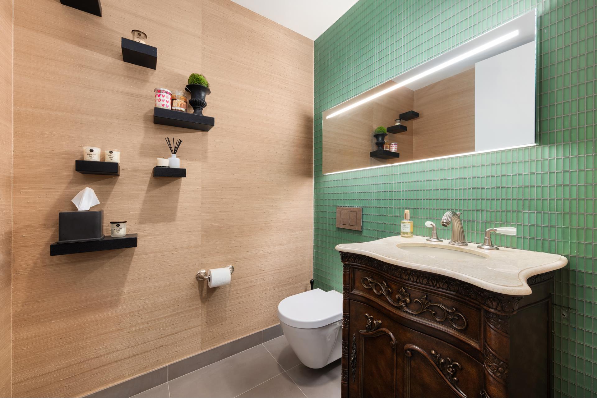 #6 photo, New York City, Lenox Hill , NY 10065