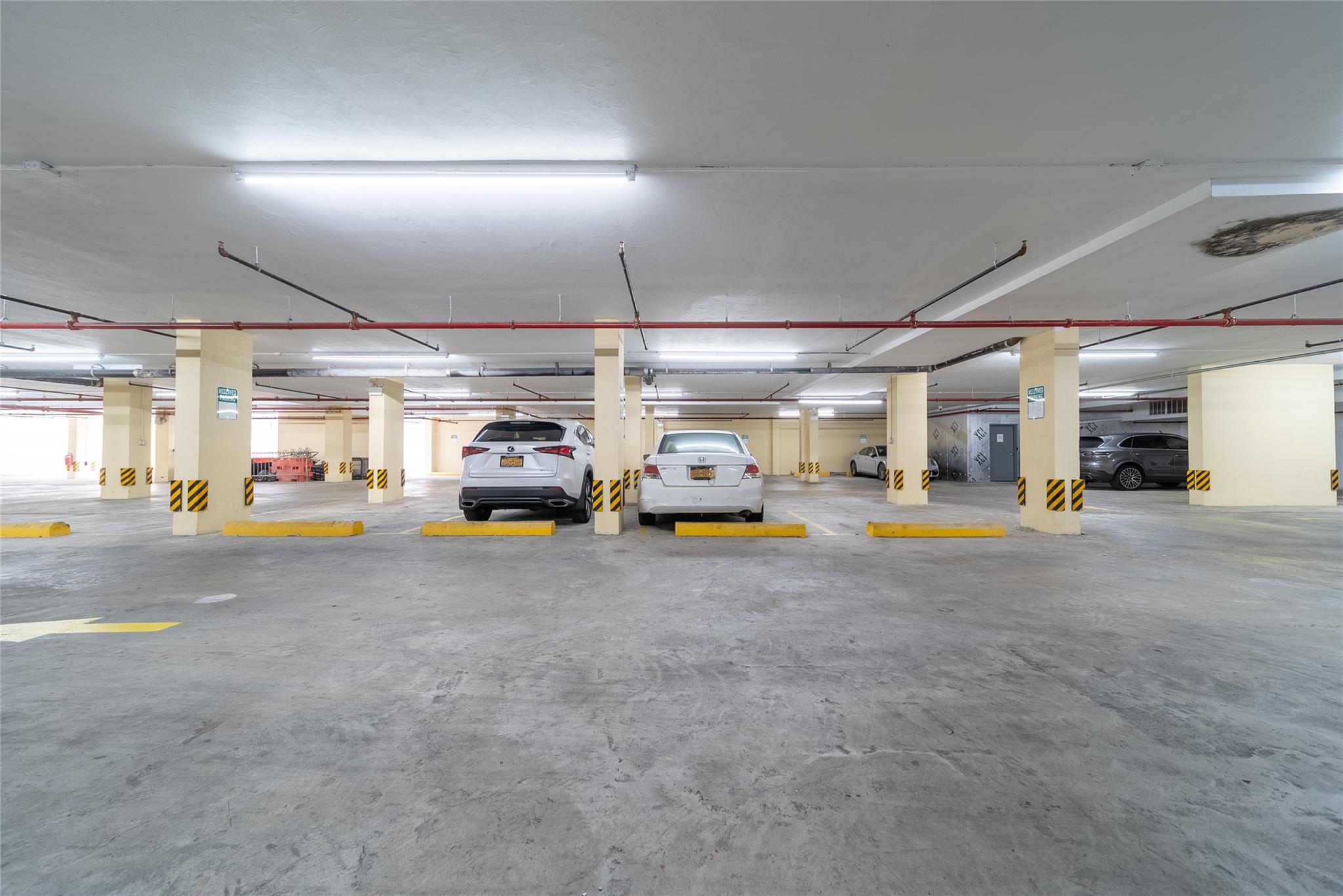 #15 photo, 144-27 Sanford Avenue, Flushing , NY 11355