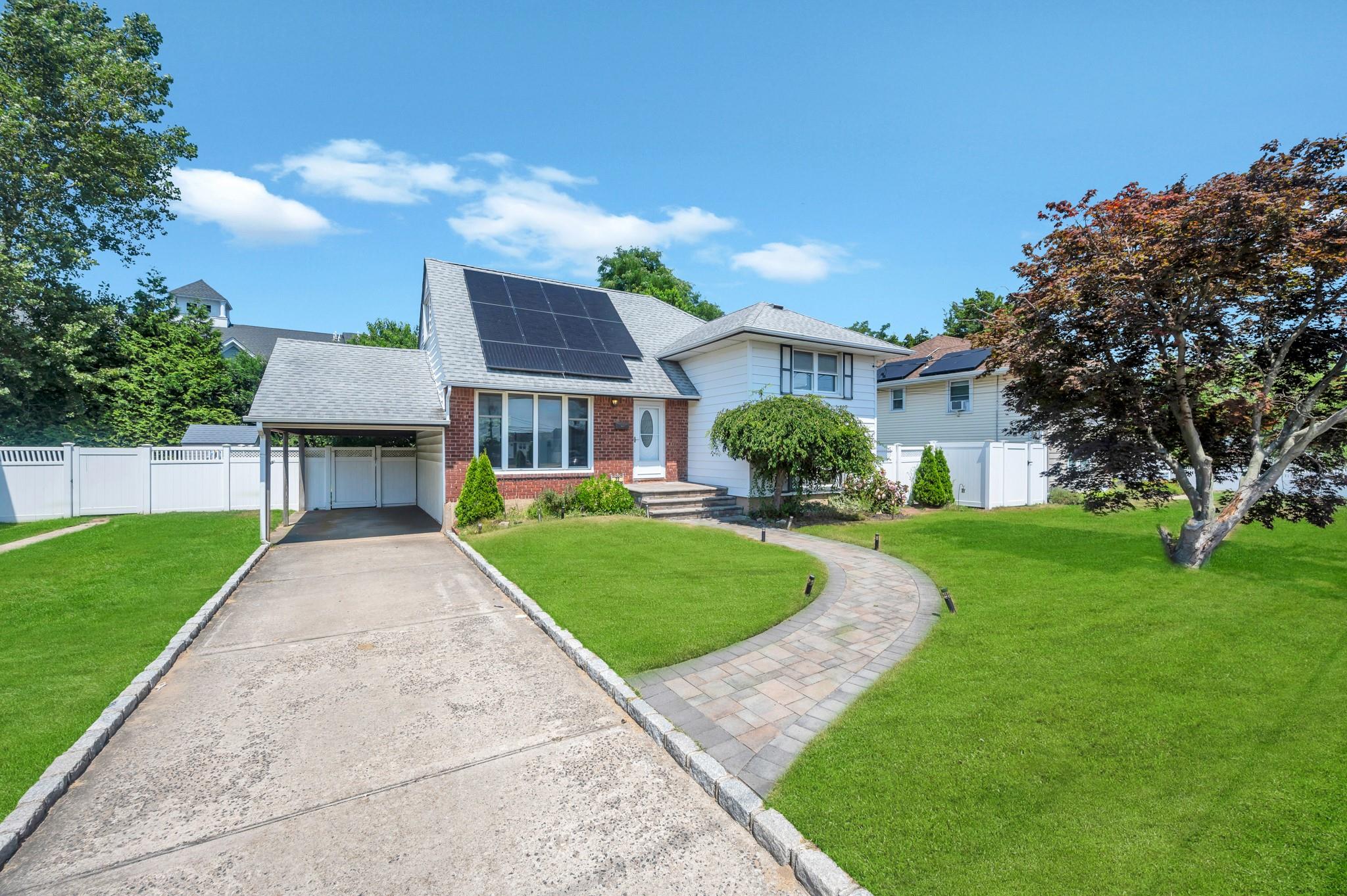 #2 photo, 22 Manor Lane, サフォーク郡 Copiague , NY 11726