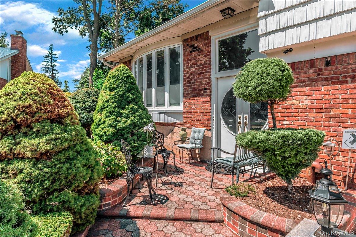 #19 photo, 66 Rosalie Court, ナッソー郡 East Meadow , NY 11554