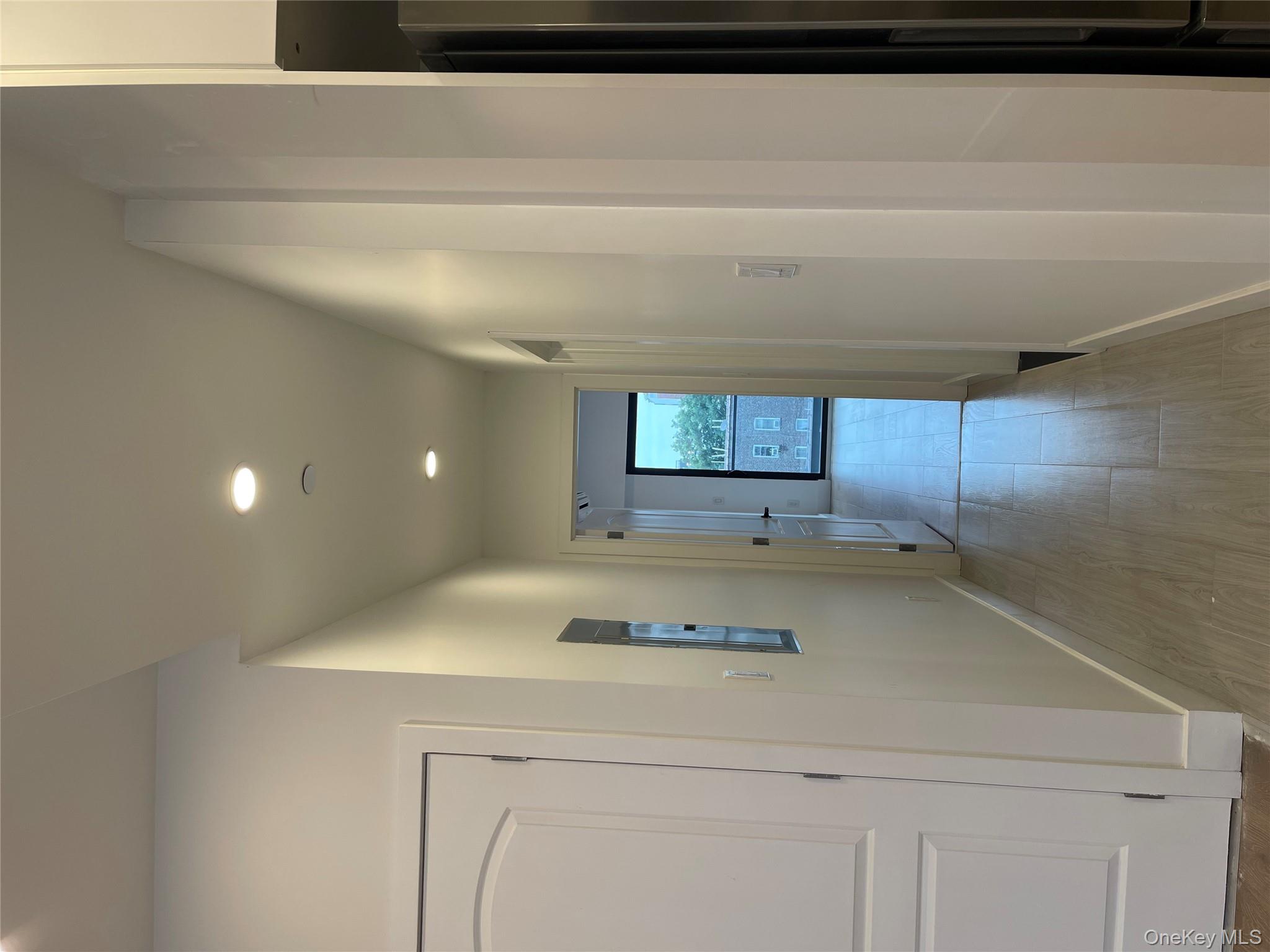 #5 photo, 5216 Roosevelt Ave, クイーンズ区 Woodside , NY 11377